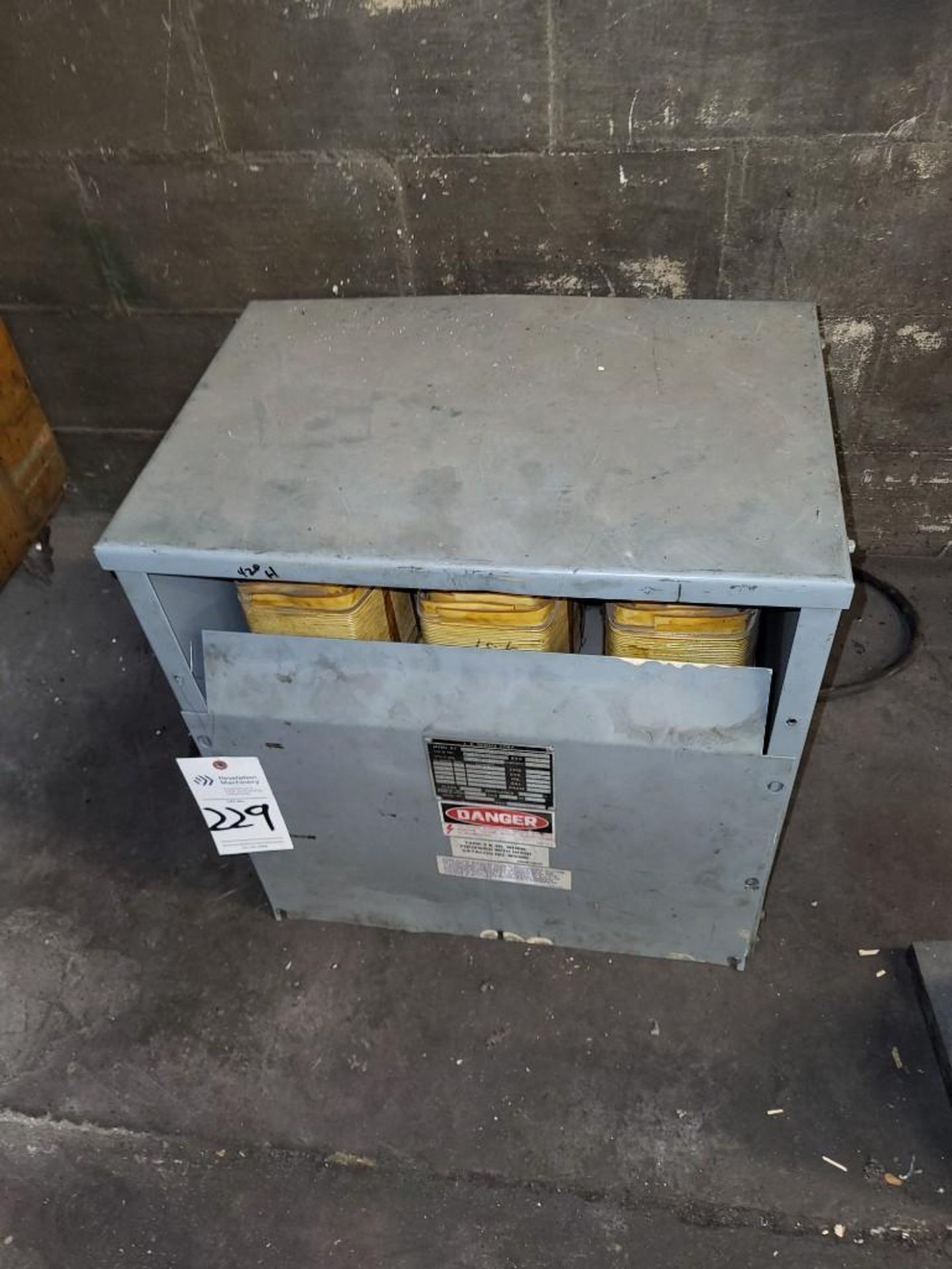 SQUARE D TRANSFORMER 20KVA