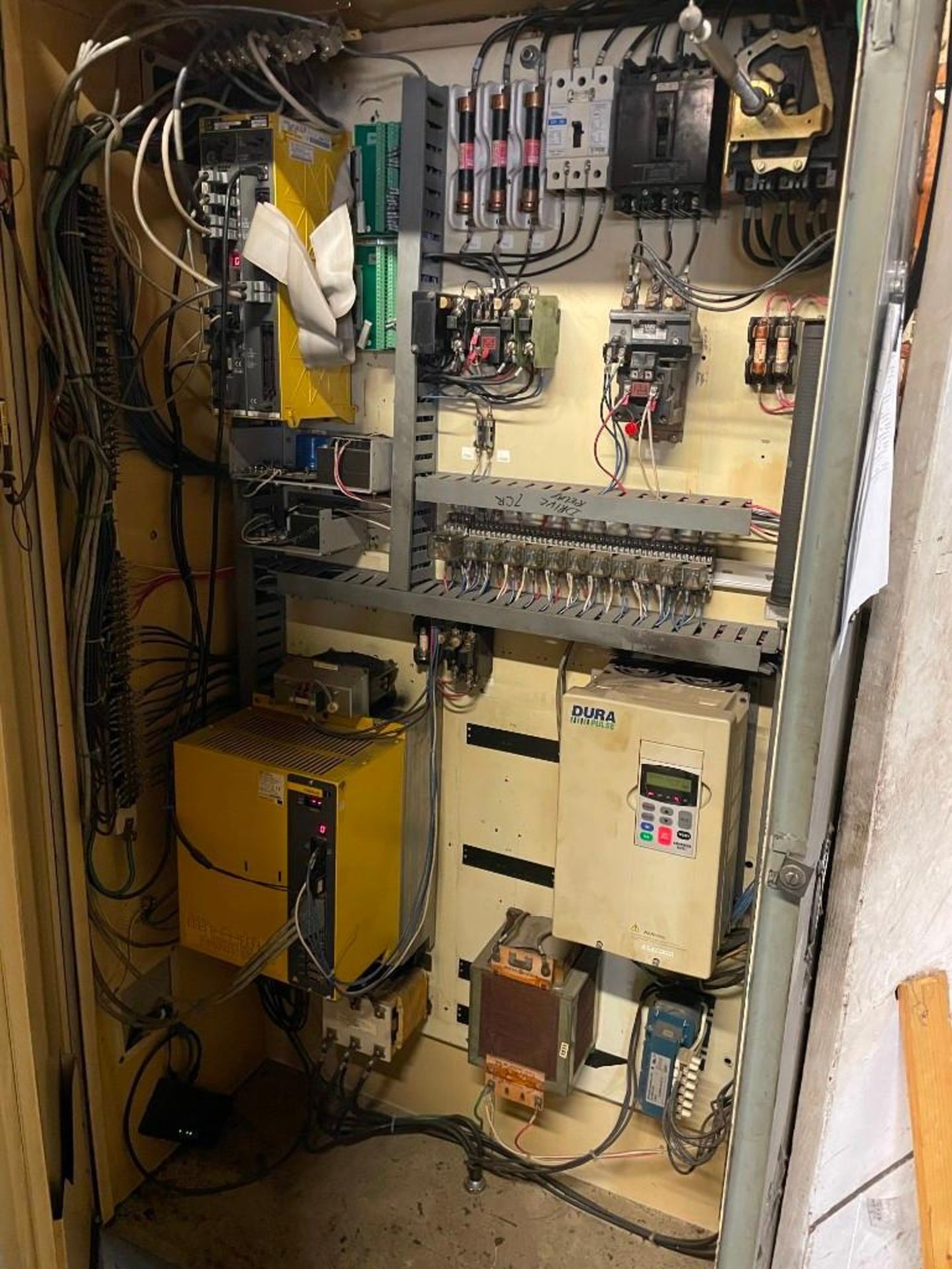 BOSTOMATIC 723-1 VERTICAL HIGH SPEED MILL RETROFIT WITH FANUC CONTROLS - Image 9 of 15