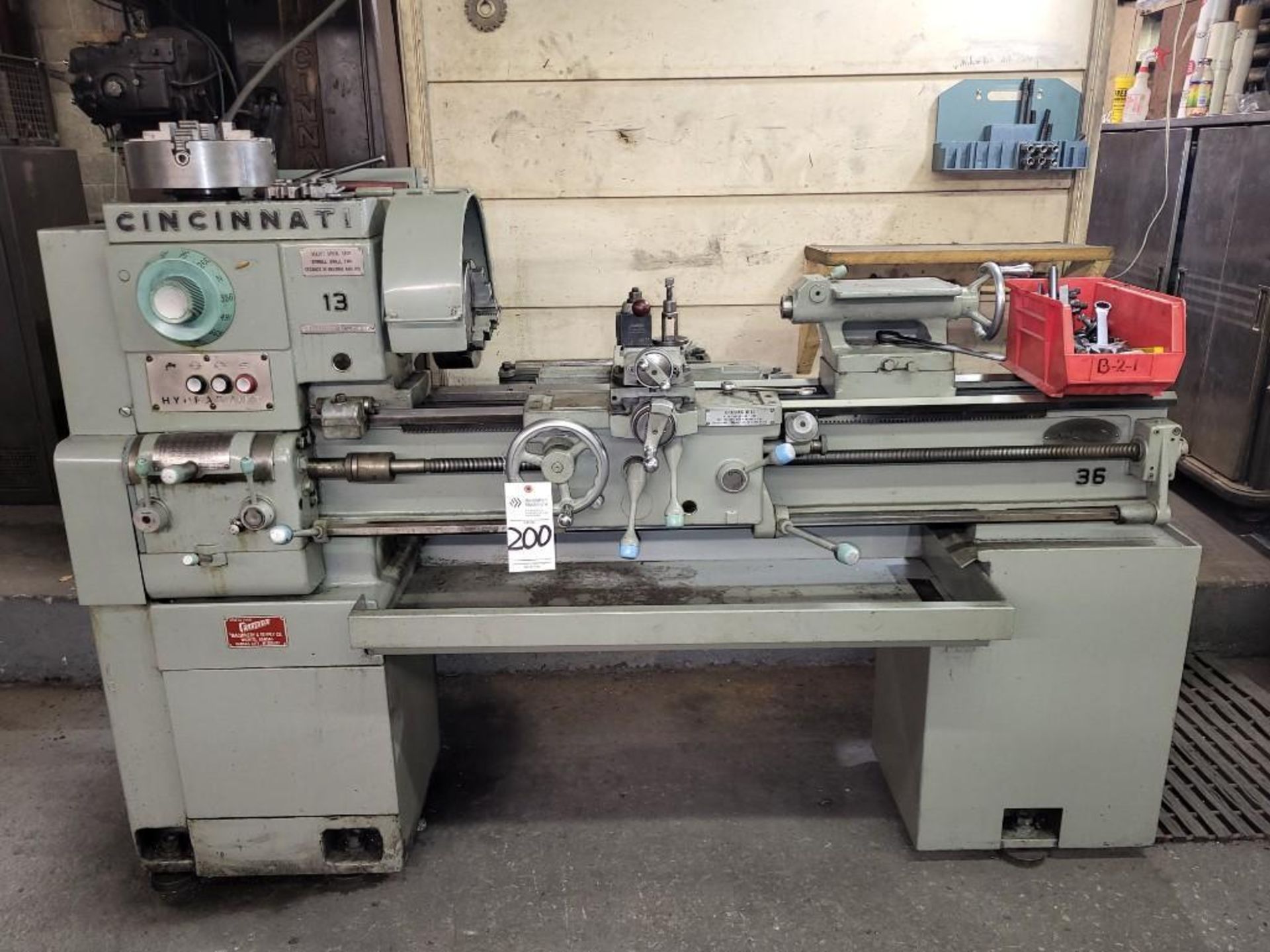 CINCINNATI 13" X 36" HYDRA SHIFT TOOLROOM LATHE