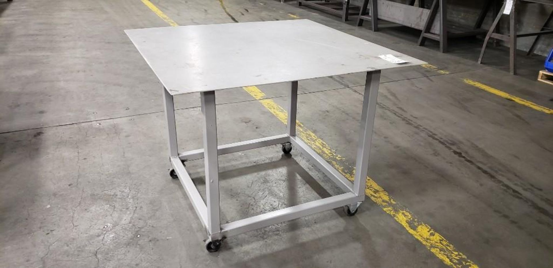 STEEL TABLE 48"X48" 37" HIGH, ROLLING