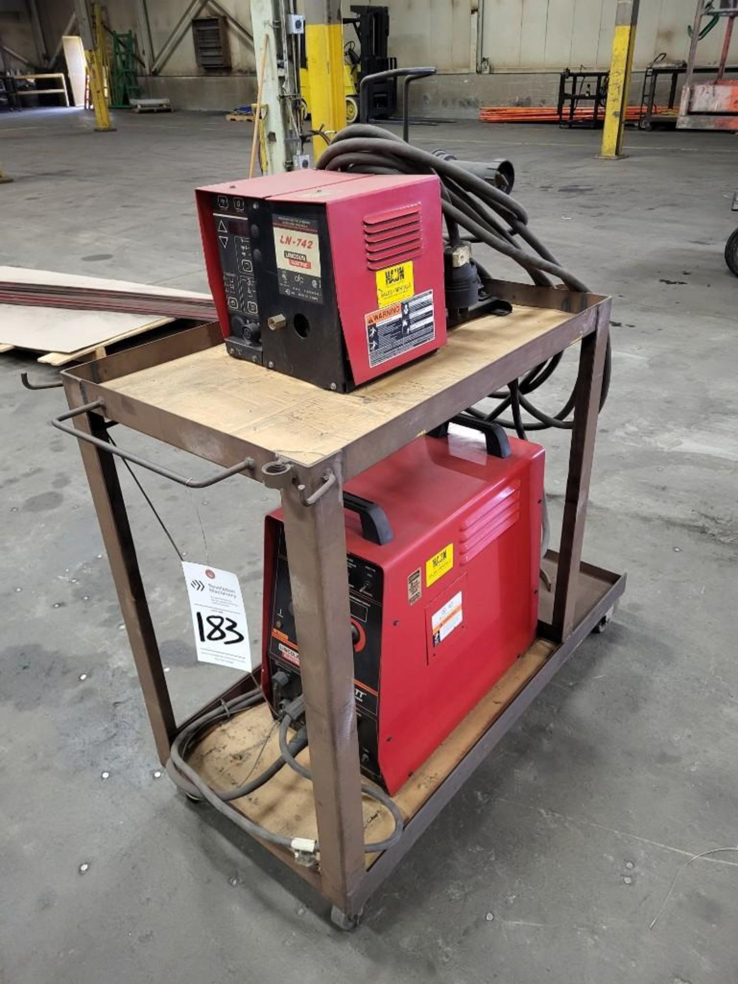 LINCOLN ELECTRIC INVERTEC STT MIG WELDER WITH LN-742 WIREFEEDER - Image 4 of 9