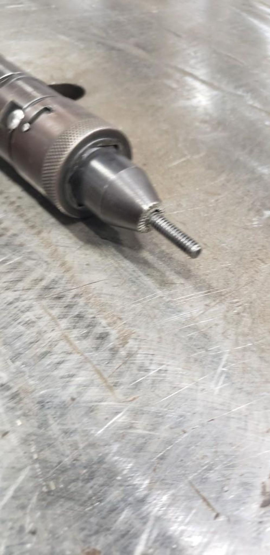 ARO AIR POWERED THREADED INSERT TOOL - Image 2 of 3