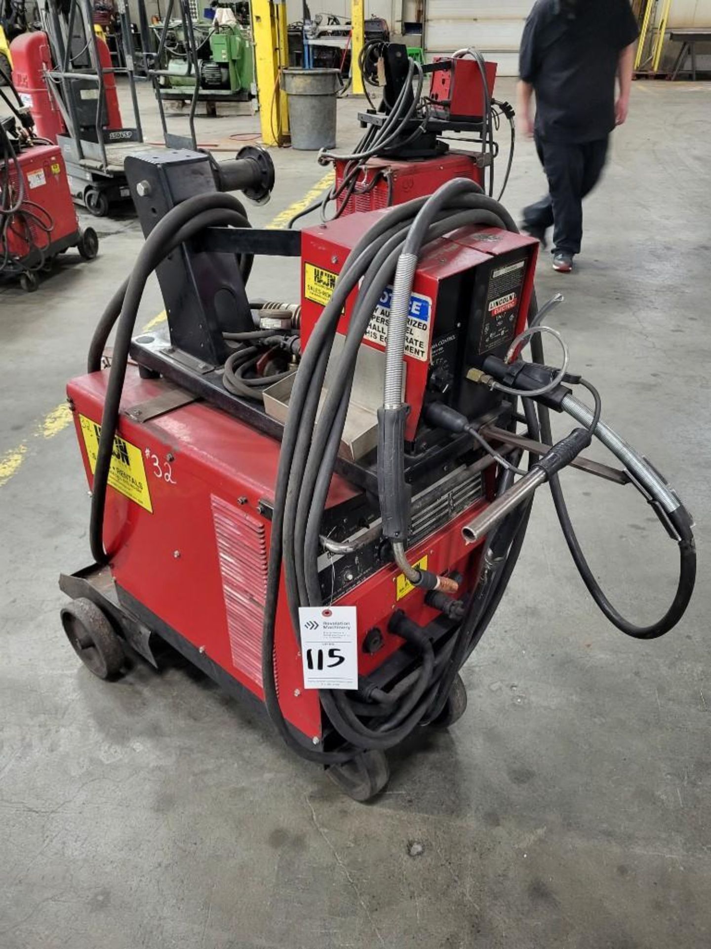 LINCOLN ELECTRIC CV-300 MIG WELDER WITH LN-7 WIRE FEEDER