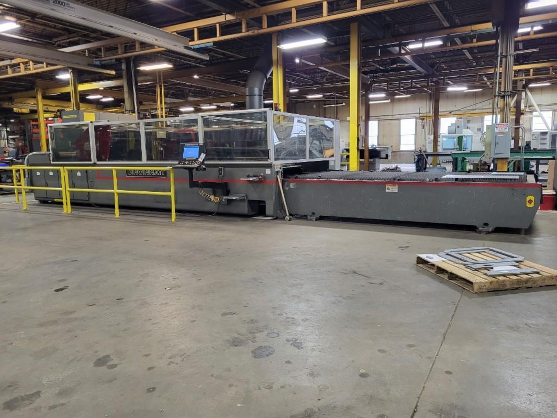 CINCINNATI CL-840 78 x 157" table CNC LASER, 2013 - Image 2 of 25