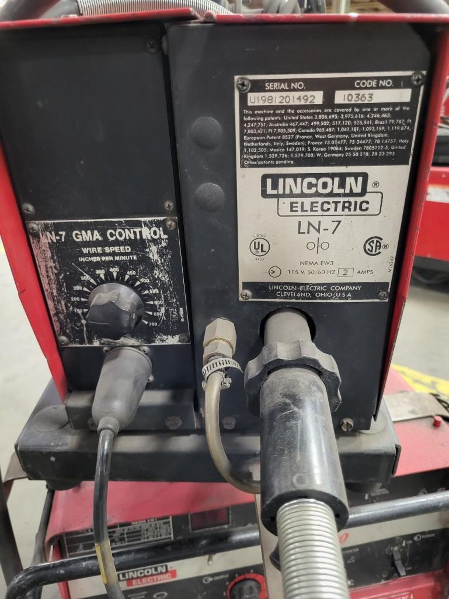 LINCOLN ELECTRIC CV-300 MIG WELDER WITH LN-7 WIRE FEEDER - Image 6 of 9