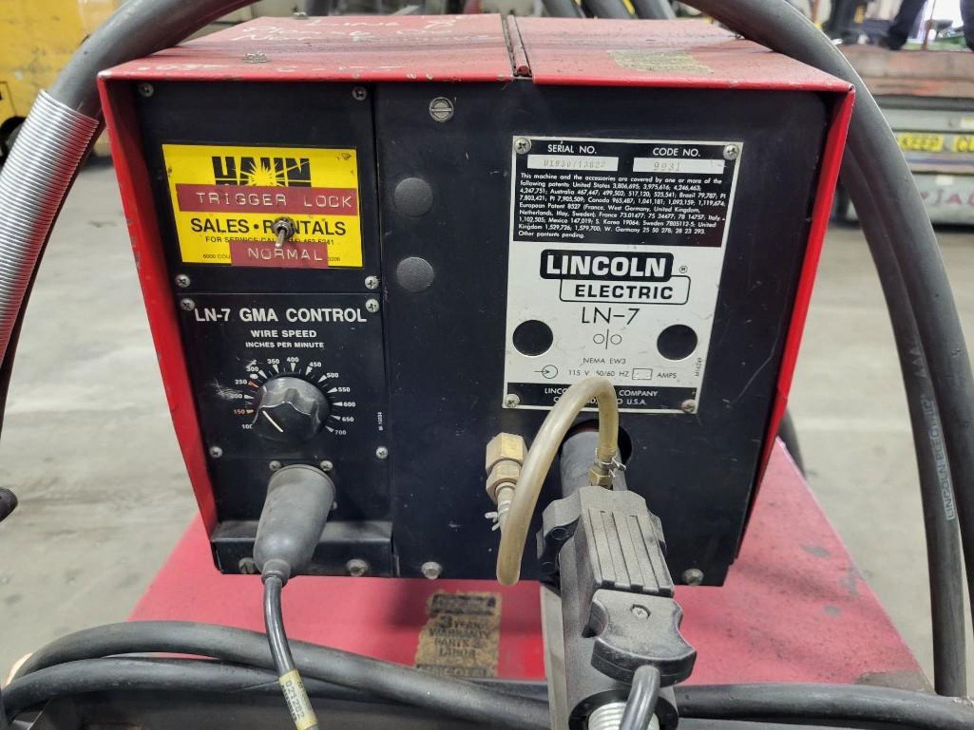 LINCOLN ELECTRIC IDEALARC DC-400 MULTIPROCESS WELDER WITH LN-7 WIRE FEEDER - Image 5 of 10