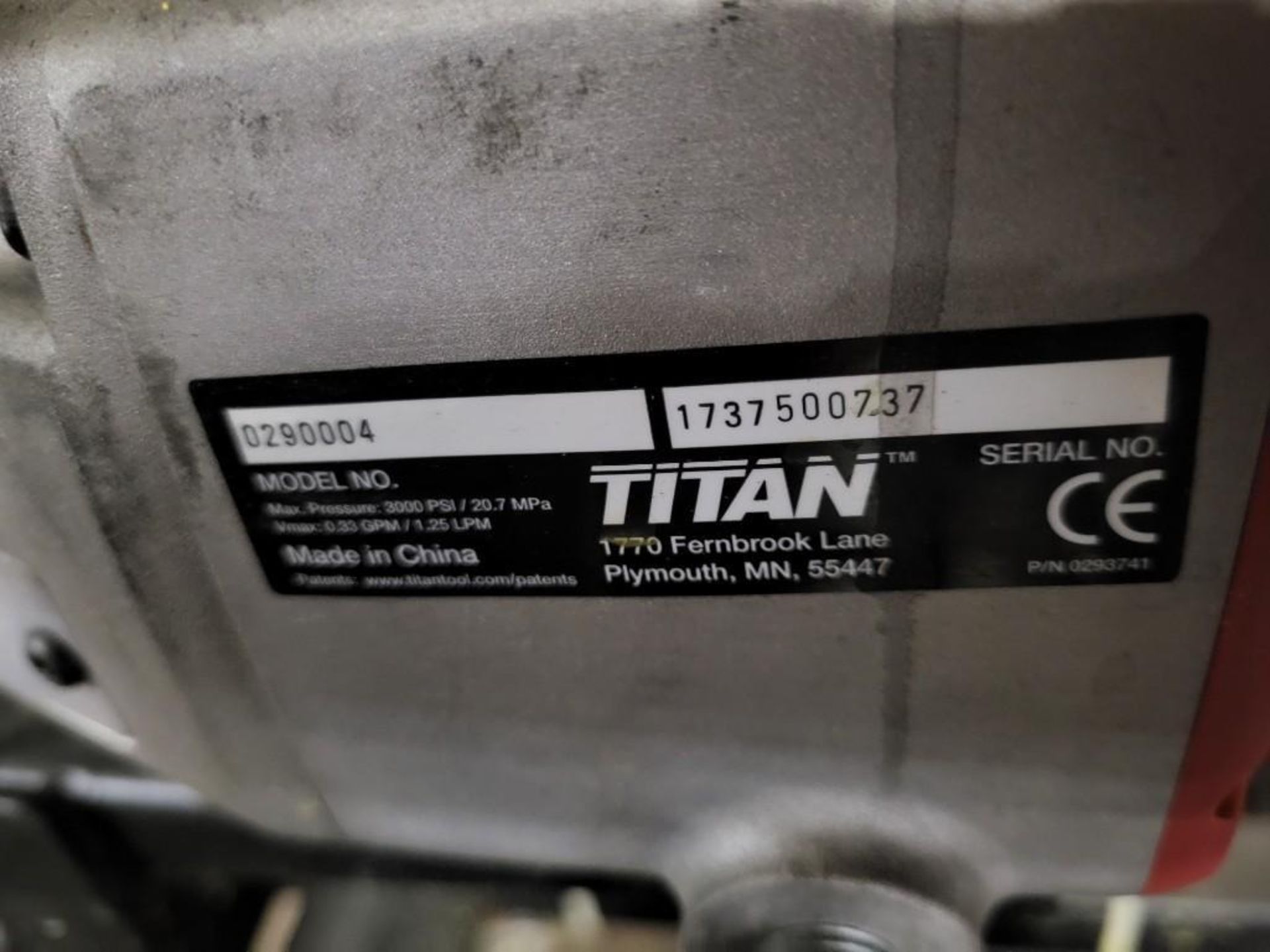 TITAN POWRLINER 850 PAINT SPRAYER — 3000 PSI, 37.7CC, MODEL# 0290004 - Image 7 of 9