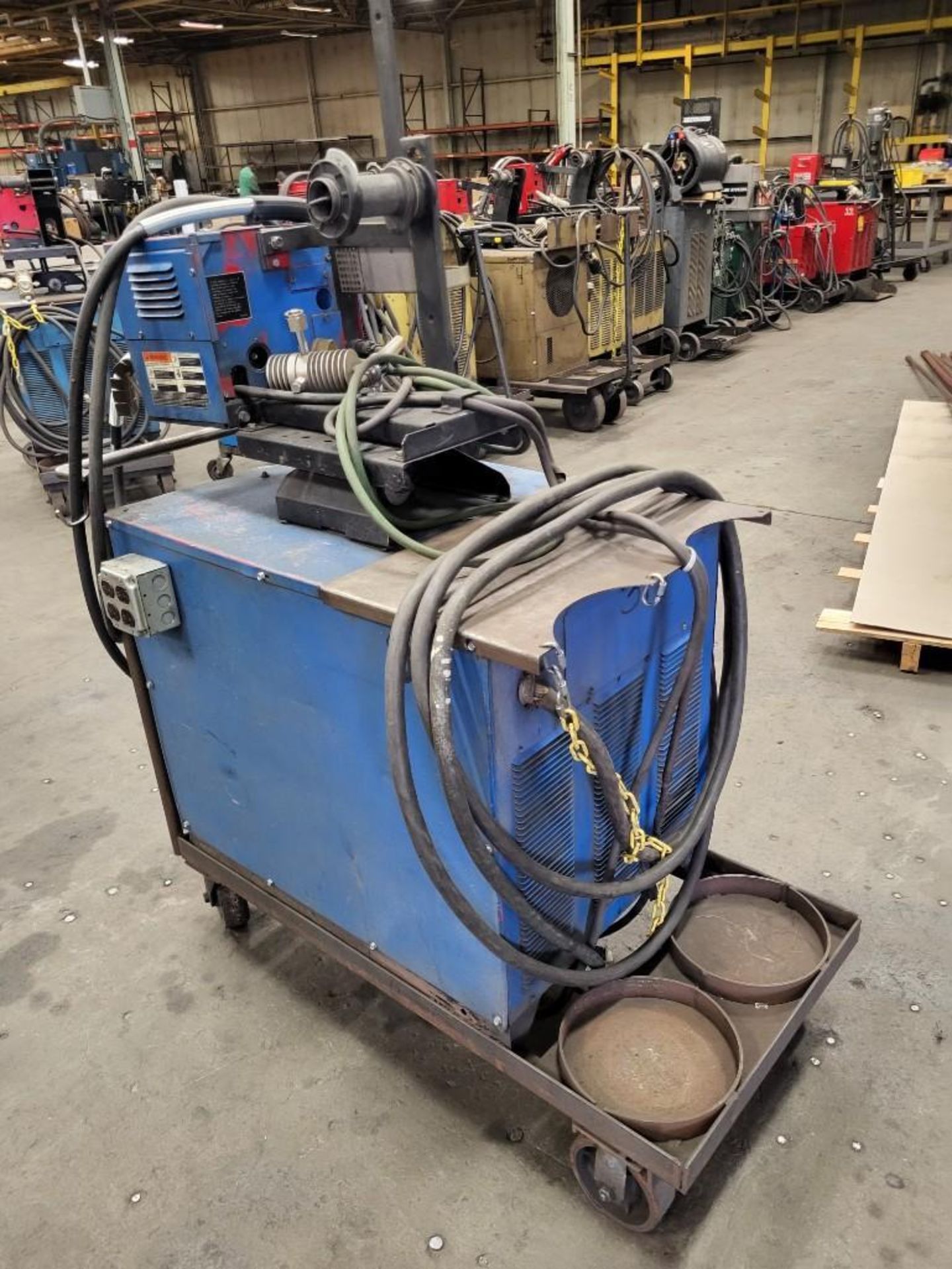 LINCOLN ELECTRIC IDEALARC CV-400 MIG WELDER WITH LN-7 WIRE FEEDER - Image 3 of 11