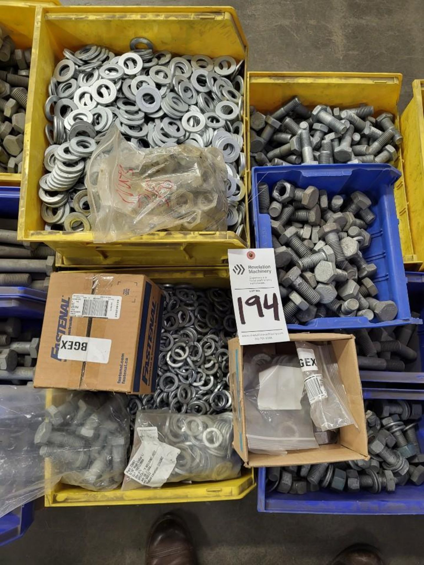 HARDWARE BINS - WASHERS, NUTS AND BOLTS (LARGE) - Image 3 of 8