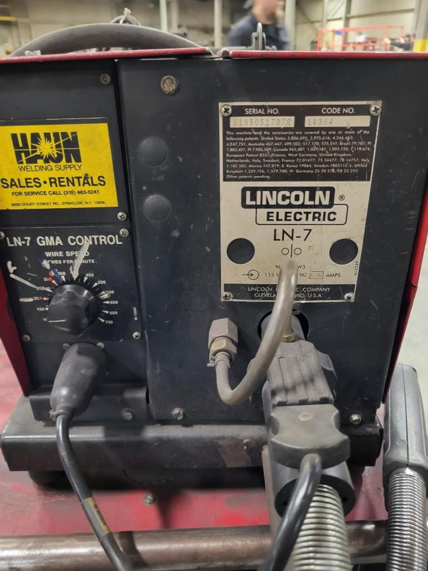 LINCOLN ELECTRIC CV-400 MIG WELDER WITH LN-7 WIRE FEEDER - Image 6 of 9