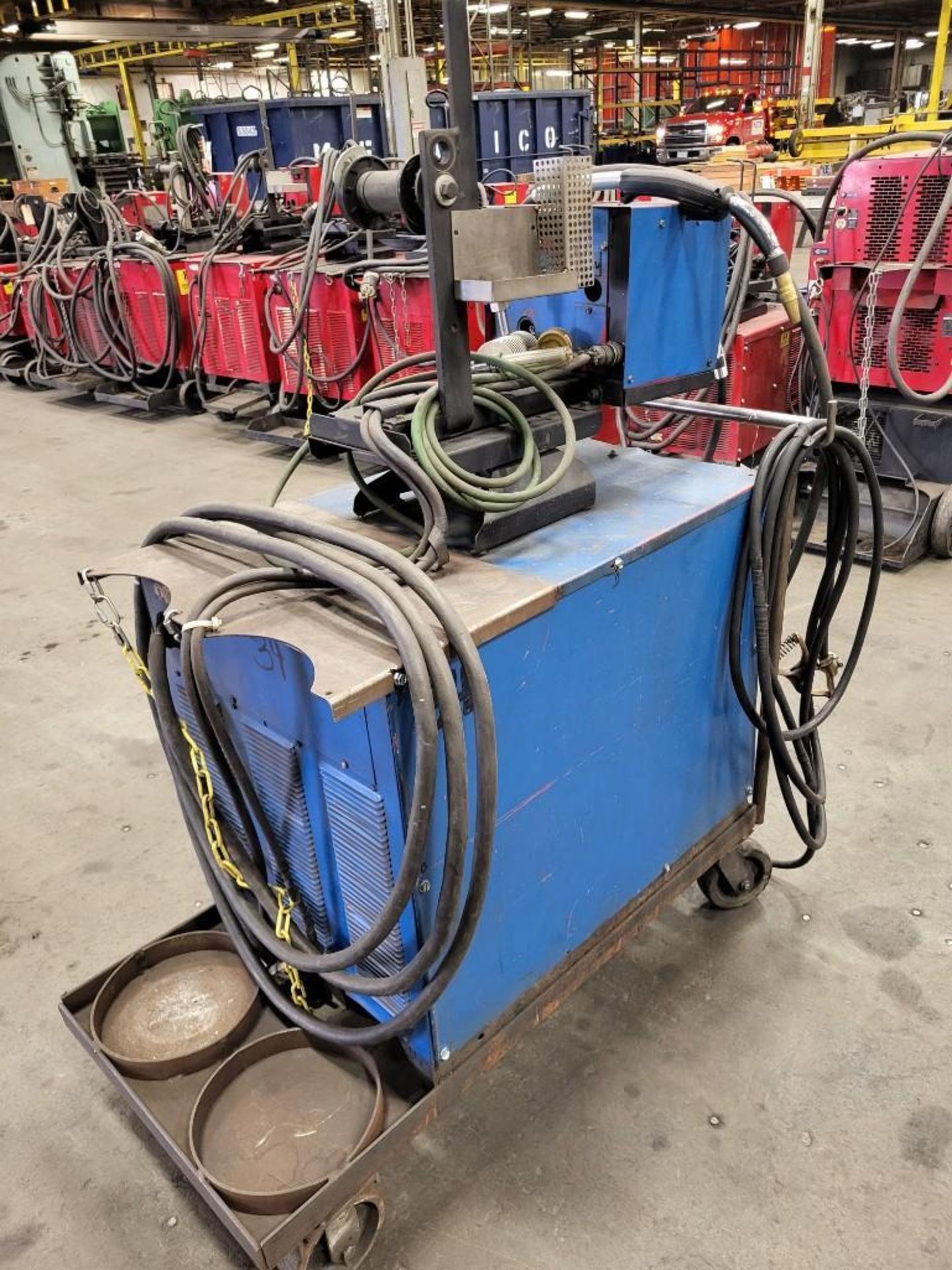 LINCOLN ELECTRIC IDEALARC CV-400 MIG WELDER WITH LN-7 WIRE FEEDER - Image 2 of 11