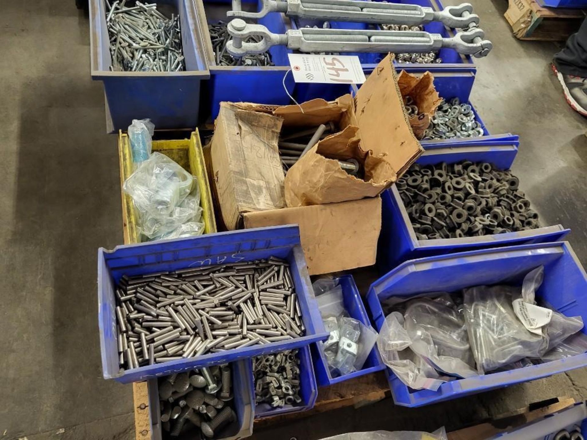 HARDWARE BINS - CAP NUTS, BOLTS, PINS - Image 9 of 11