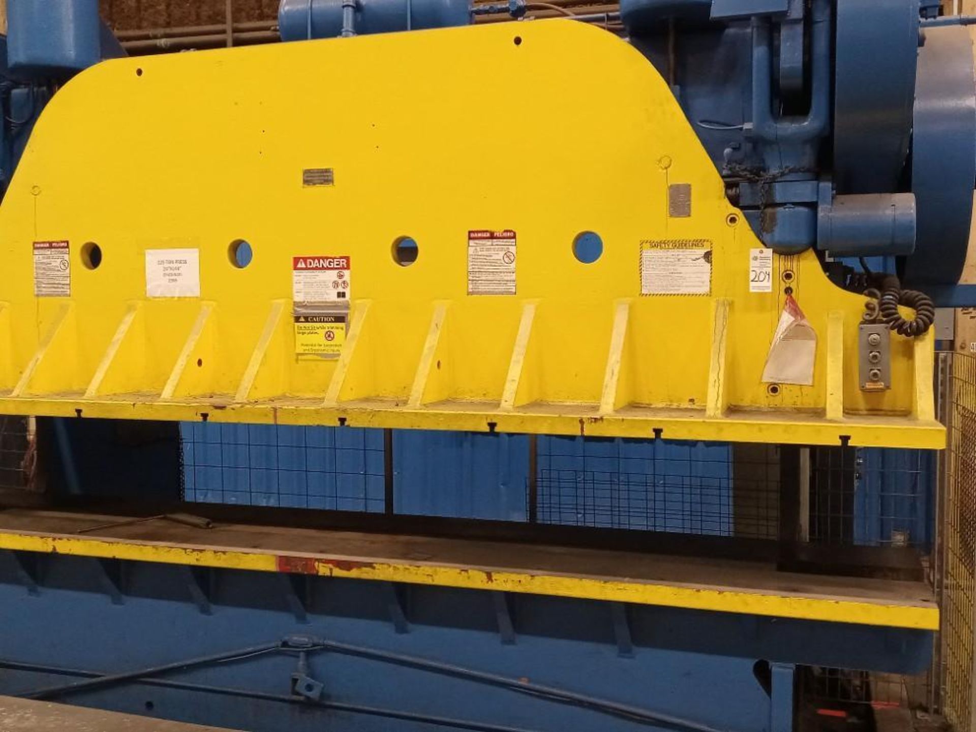 24" X 144" CINCINNATI SERIES 9 PRESS BRAKE; 225 TON - Image 9 of 11