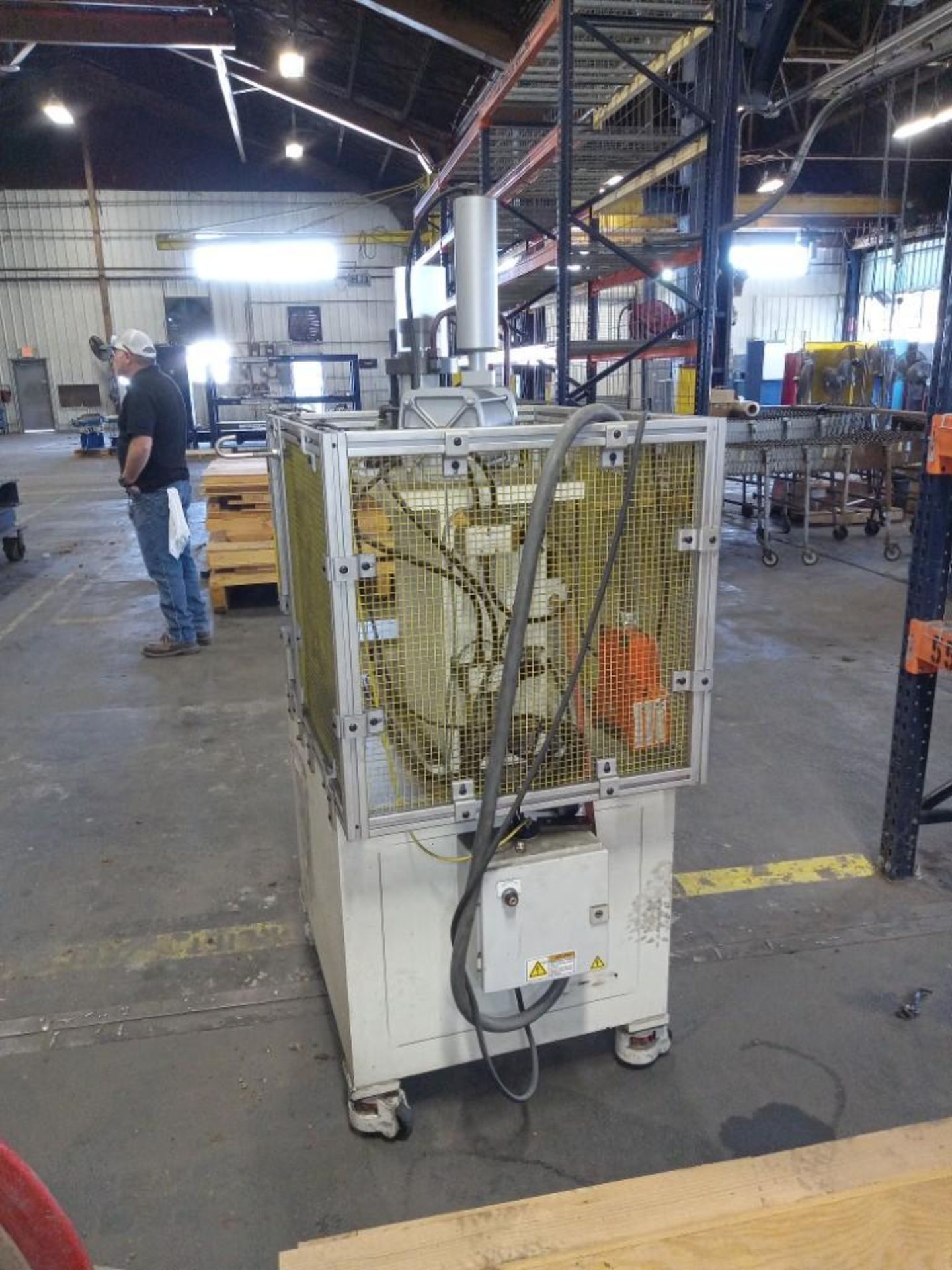 6 TON AIR HYDRAULIC STAMPING PRESS - Image 4 of 5