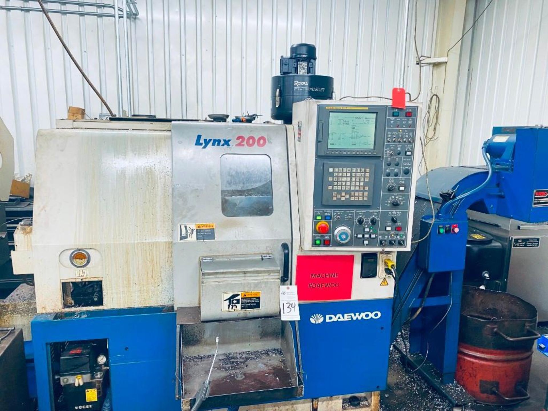 DAEWOO LYNX 200 CNC TURNING CENTER; YEAR 2000