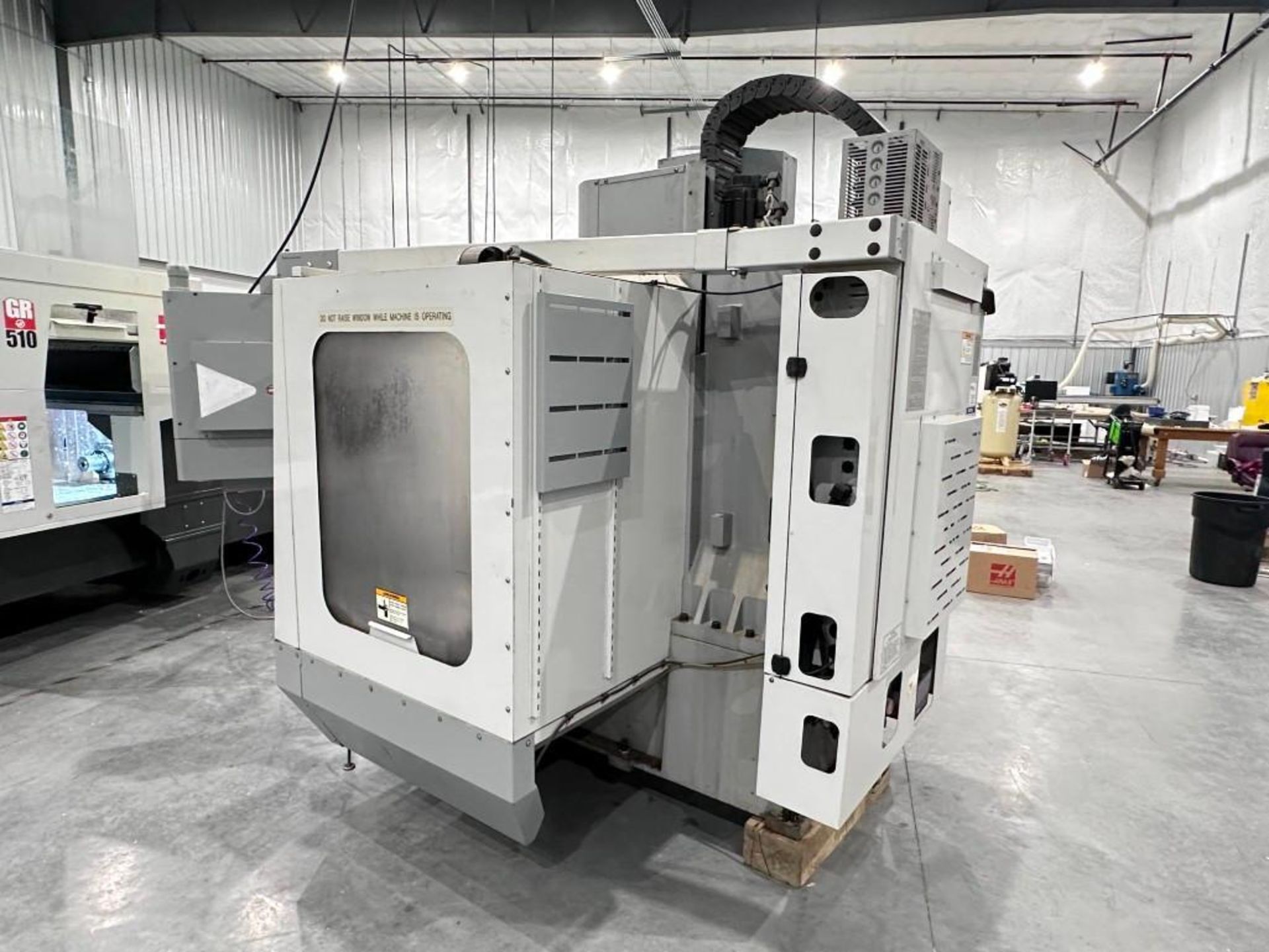 2005 HAAS VF-2SS VERTICAL MACHINING CENTER; SN: 43086 - Image 22 of 23