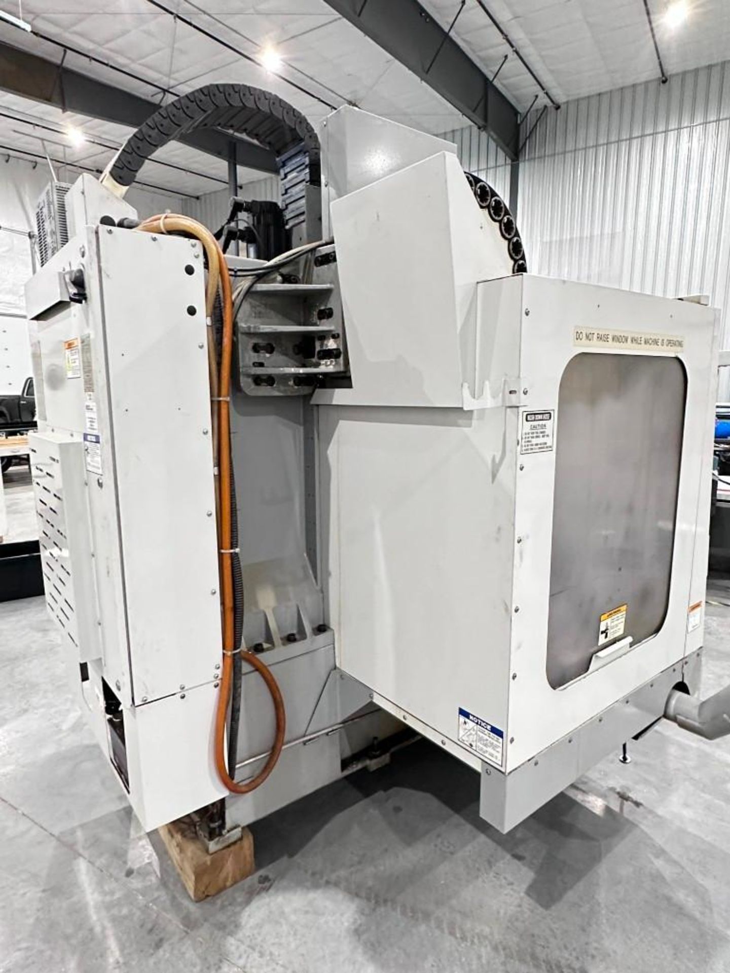 2005 HAAS VF-2SS VERTICAL MACHINING CENTER; SN: 43086 - Image 21 of 23