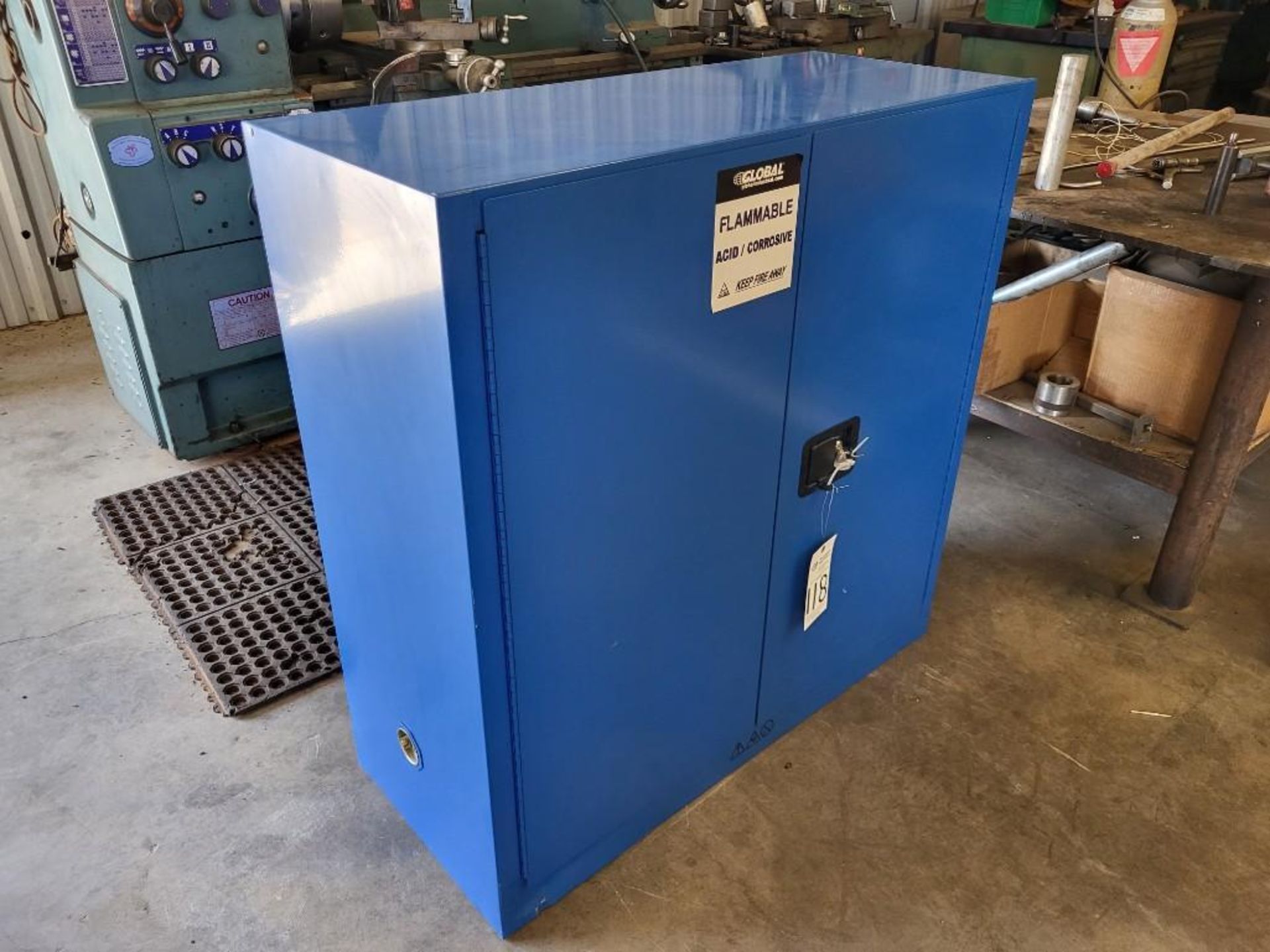 GLOBAL INDUSTRIAL SAFETY STORAGE CABINET FOR FLAMMABLE LIQUIDS - Image 2 of 6