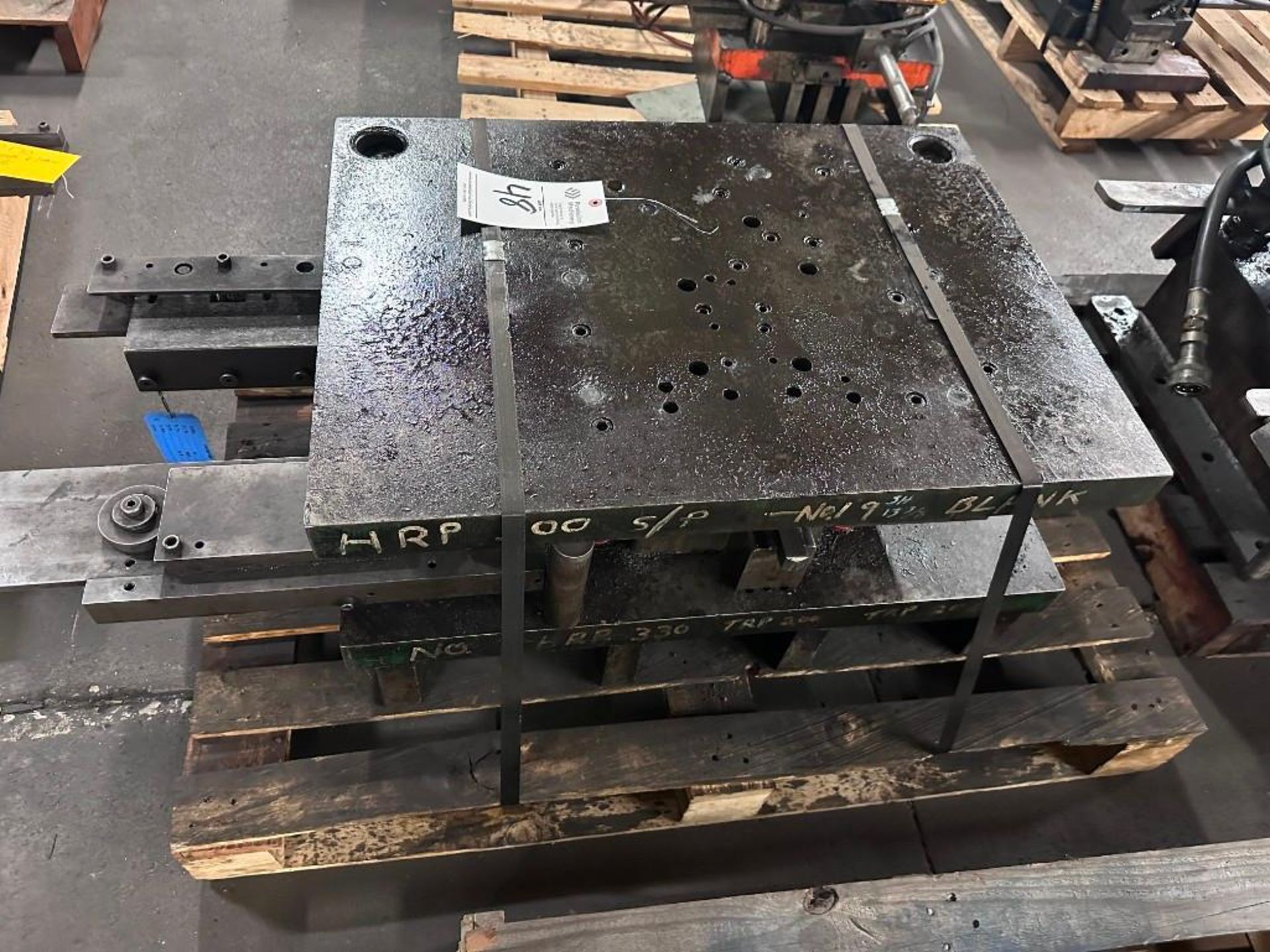 STEEL PRESS DIE - HRP -300 AND 330