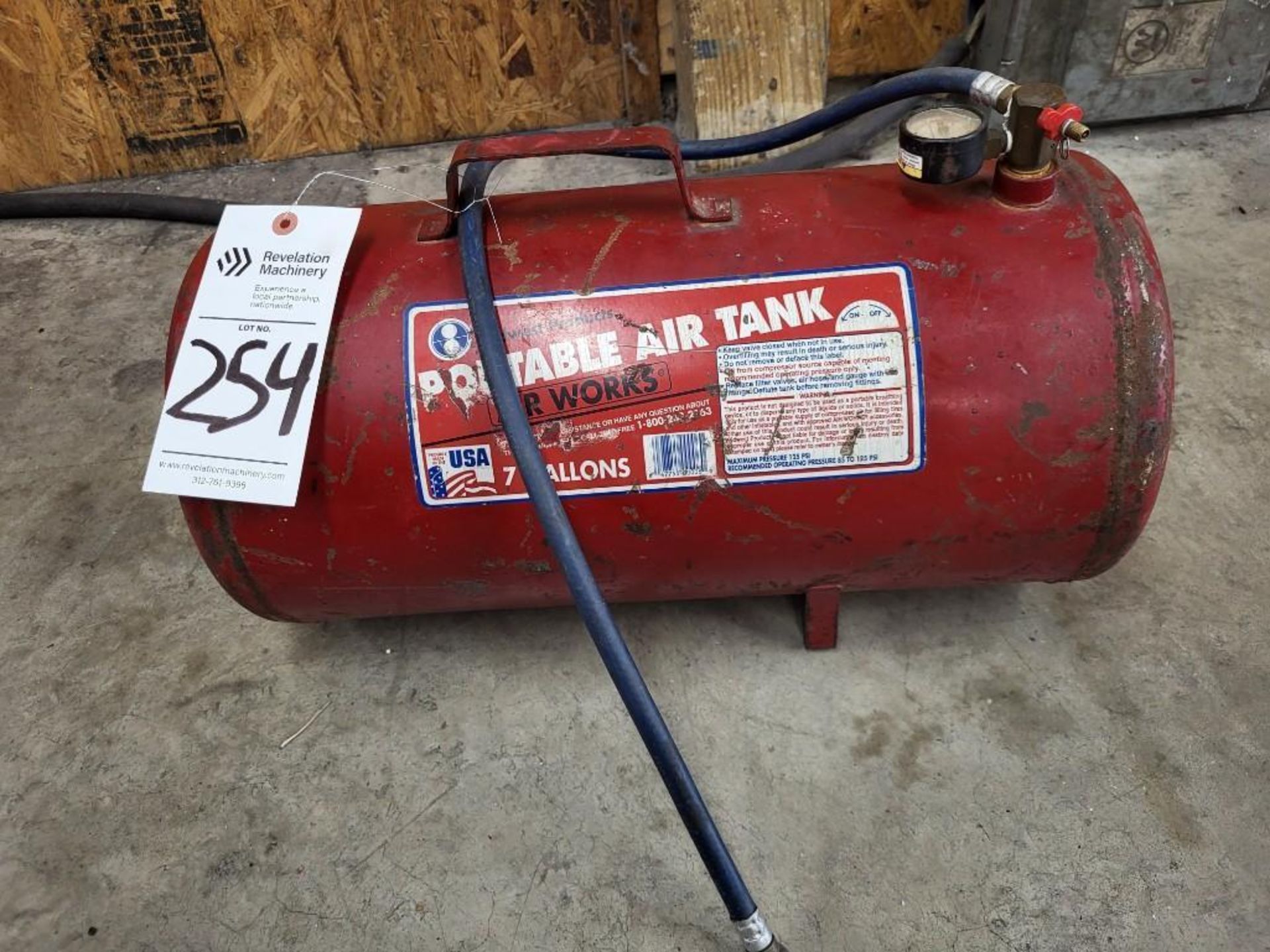 AIRWORKS PORTABLE AIR TANK 7 GALLONS - Image 2 of 3