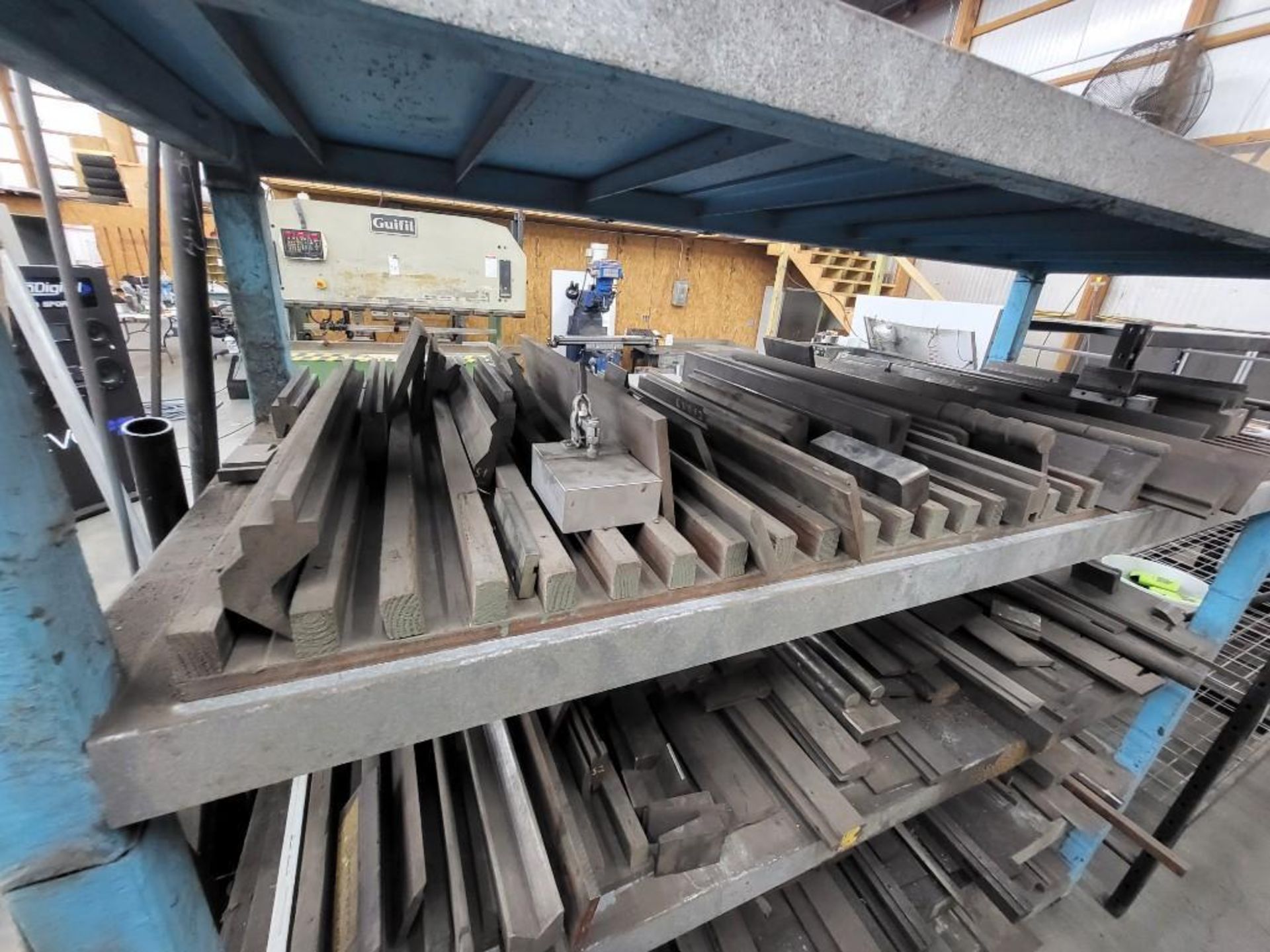 LOT OF PRESS BRAKE TOOLING WITH SHELF - Image 11 of 18