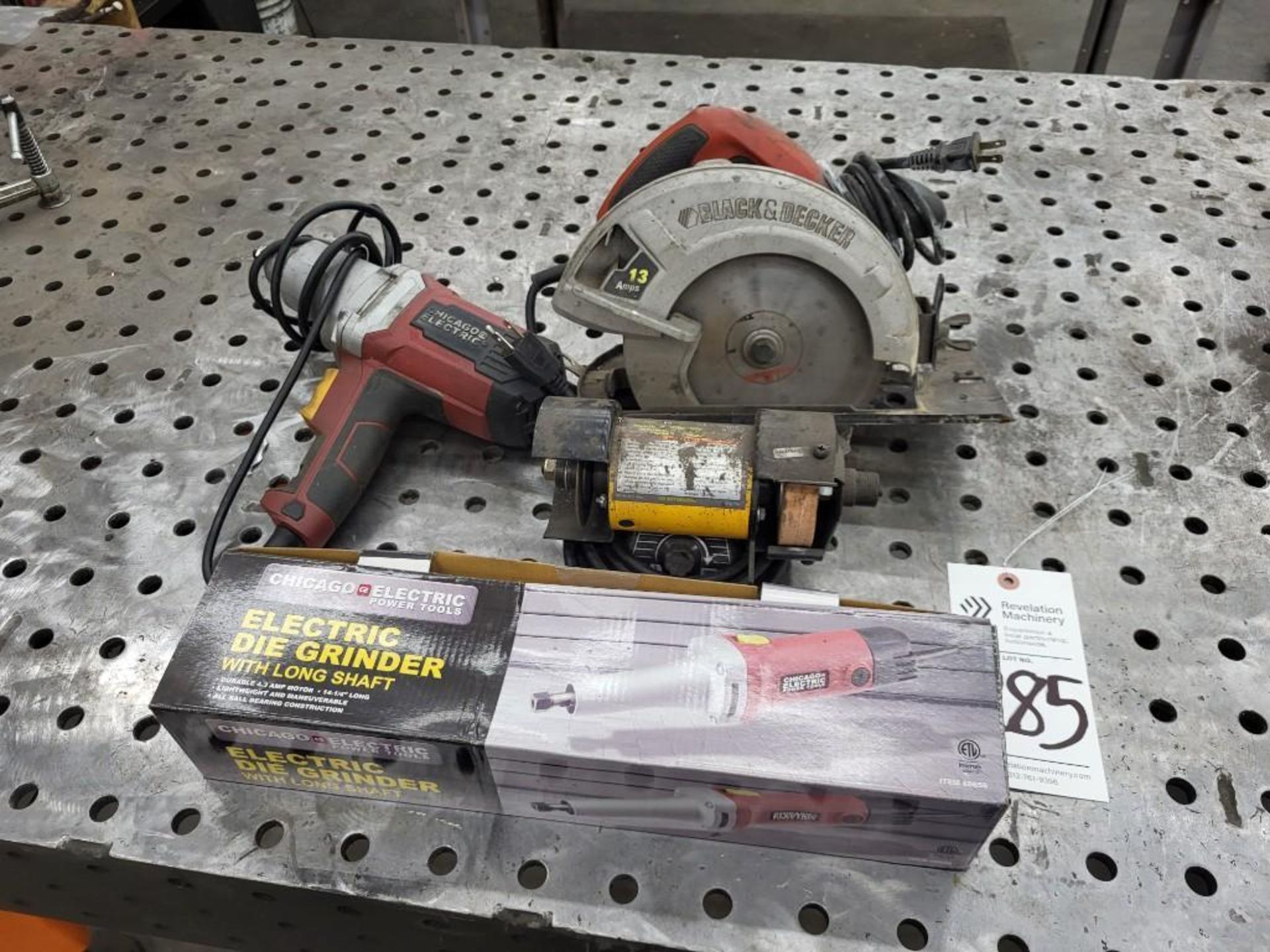 LOT OF CHICAGO ELECTRIC DIE GRINDER, BLACK AND DECKER GRINDER, CHICAGO 1/2" IMPACT WRENCH