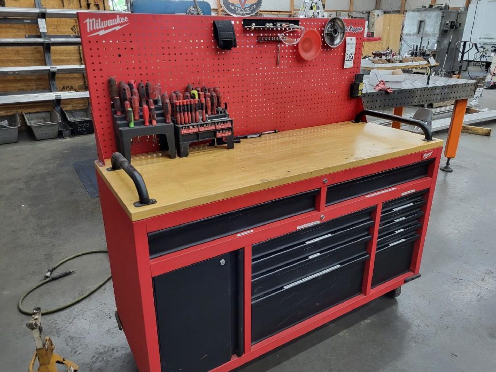 MILWAUKEE 60" MOBILE WORKBENCH LOADED WITH TOOLS - Image 2 of 18