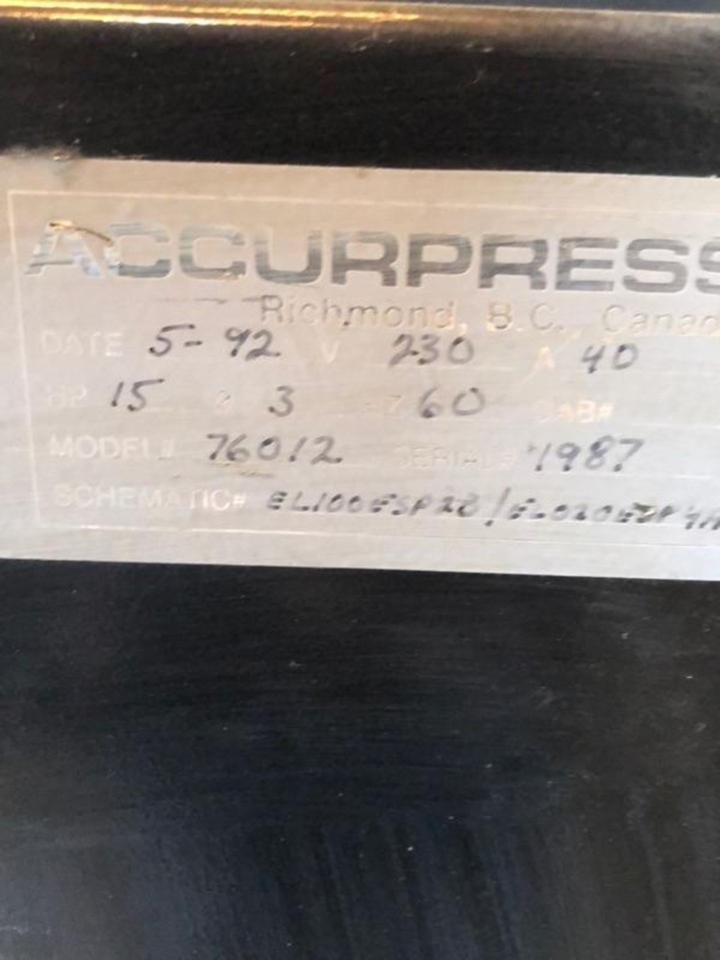 60 TON X 12′ ACCURPRESS 76012 CNC PRESS BRAKE, 1992 – SINGLE AXIS BACKGAUGE - Image 10 of 11