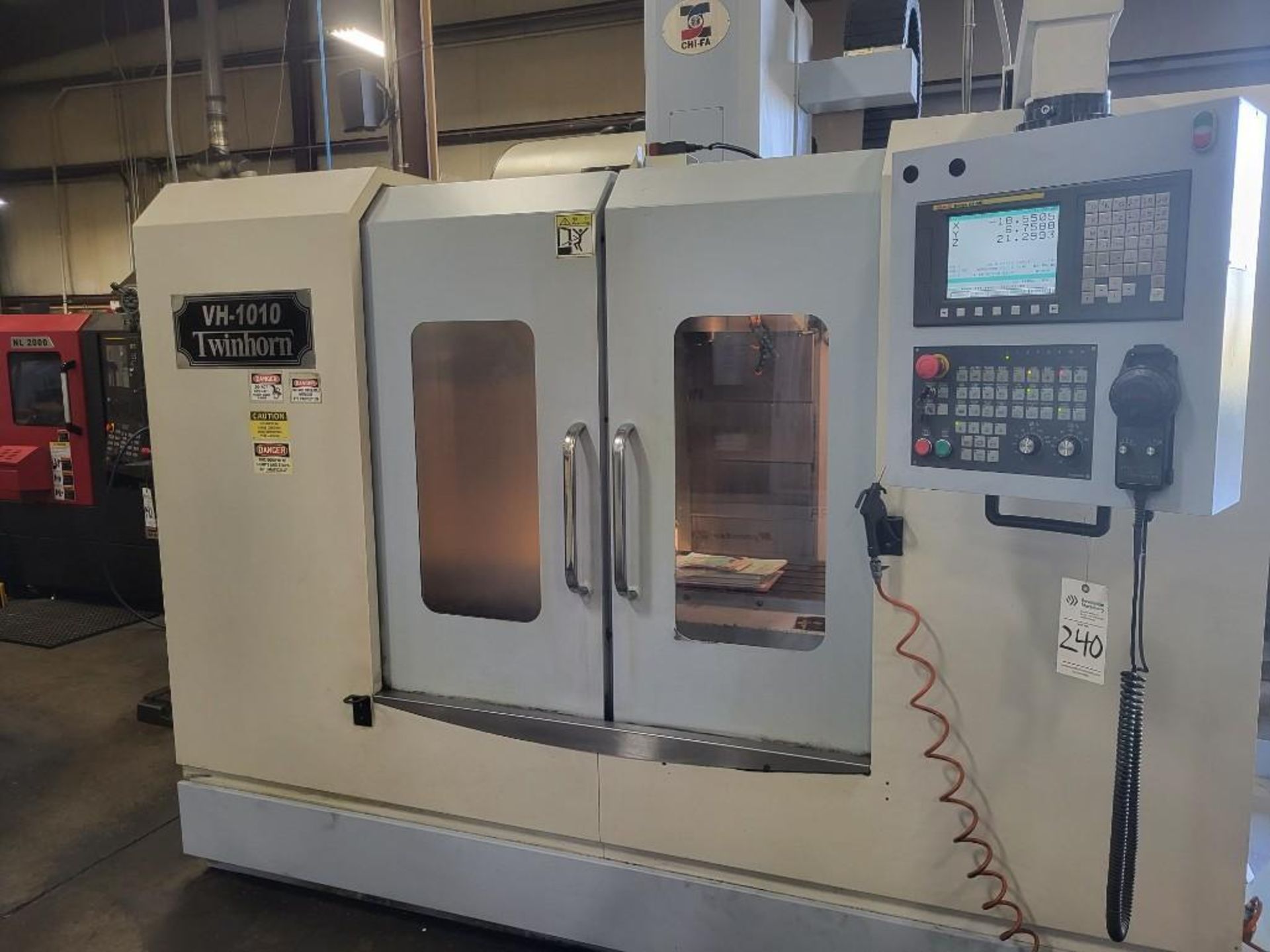 2015 TWINHORN VH-1010 VMC VERTICAL MACHINING CENTER - Image 2 of 14