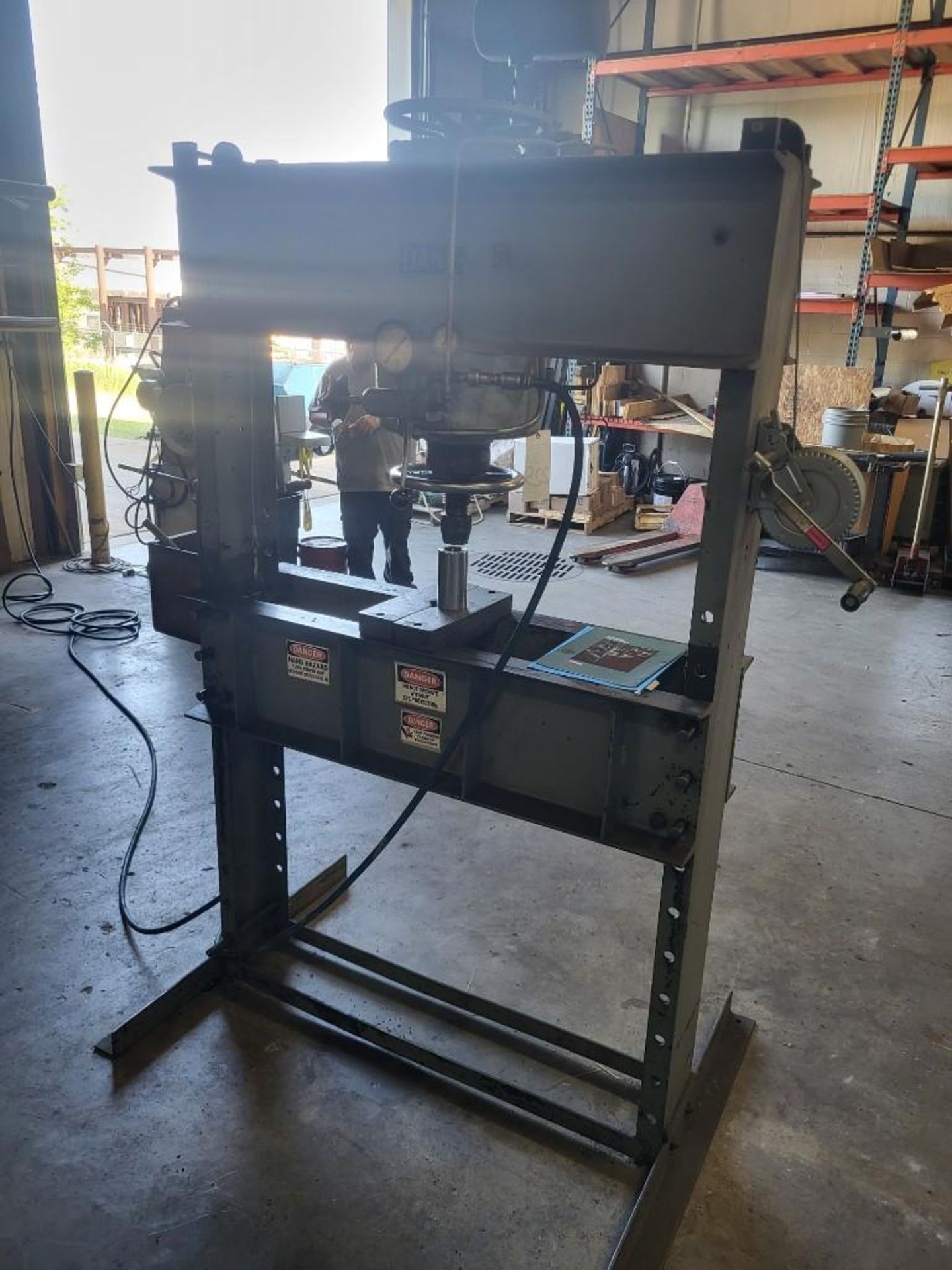 DAKE MODEL 75PA AIR OPERATED HYDRAULIC H FRAME PRESS - Image 2 of 10