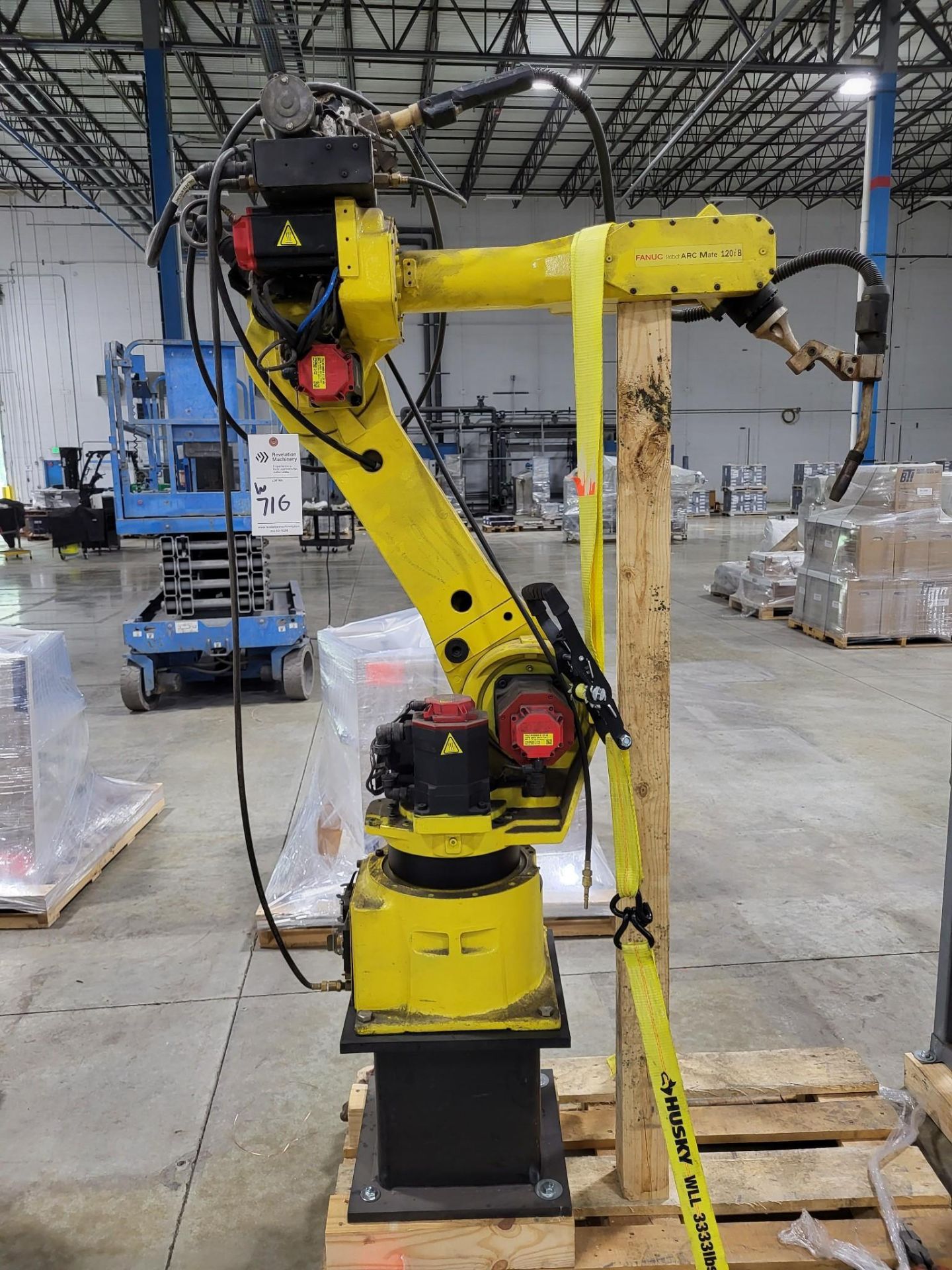 FANUC LINCOLN ELECTRIC ROBOTIC WELDING CELL WITH ARC MATE 120IB AND POWERWAVE 455M - Image 12 of 18