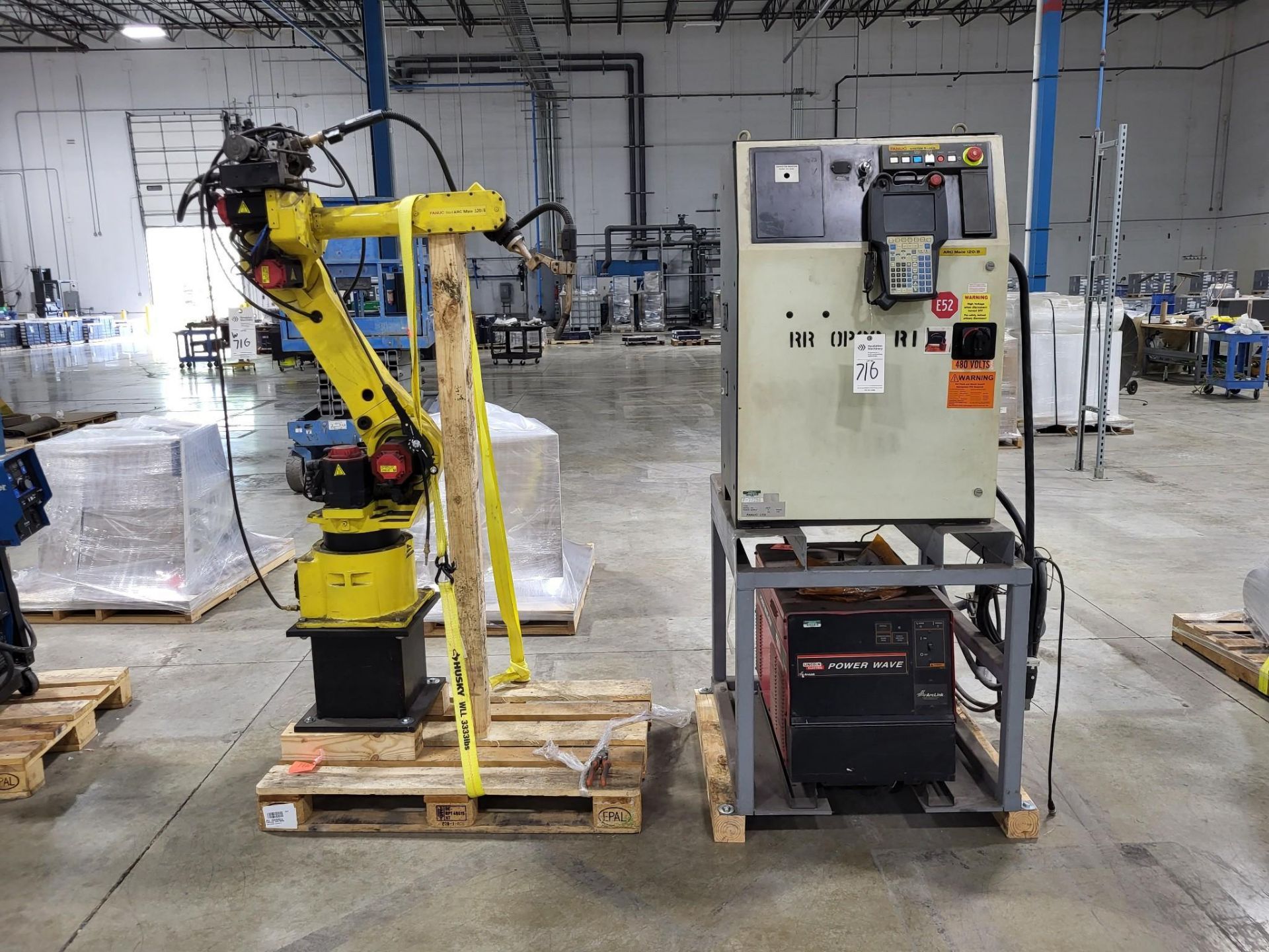 FANUC LINCOLN ELECTRIC ROBOTIC WELDING CELL WITH ARC MATE 120IB AND POWERWAVE 455M