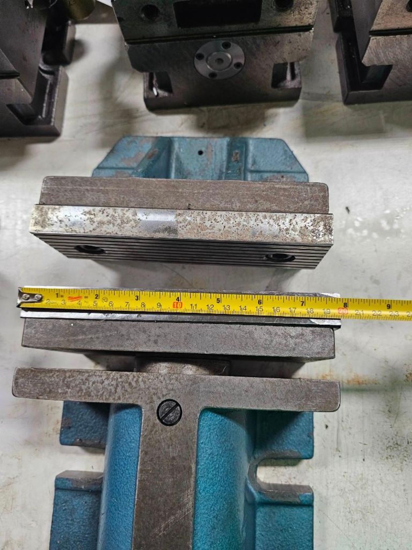 8" MACHINE VISE - Image 4 of 6