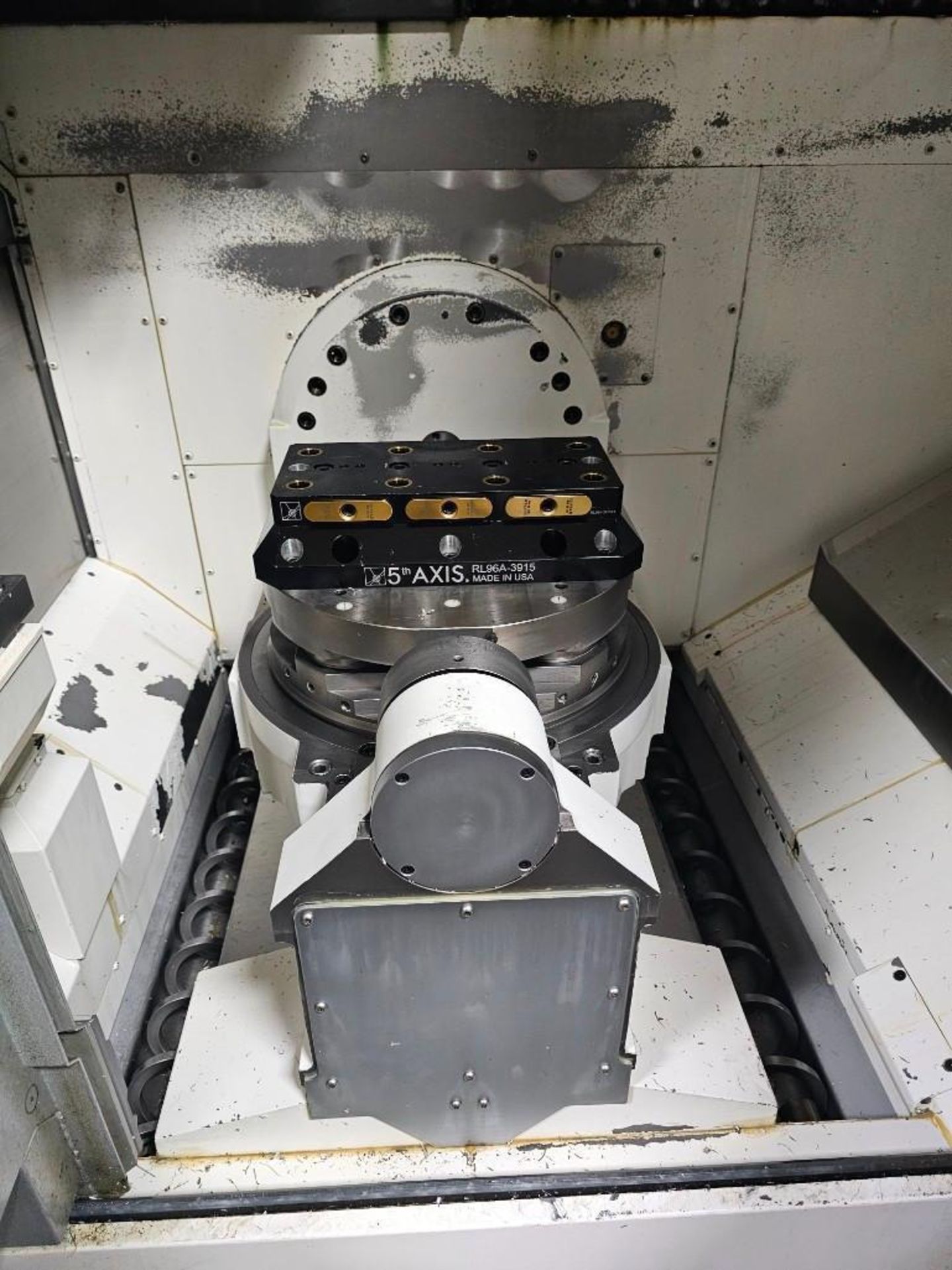 2017 OKUMA MU-4000V 5-AXIS CNC VERTICAL MACHINING CENTER - Image 9 of 20