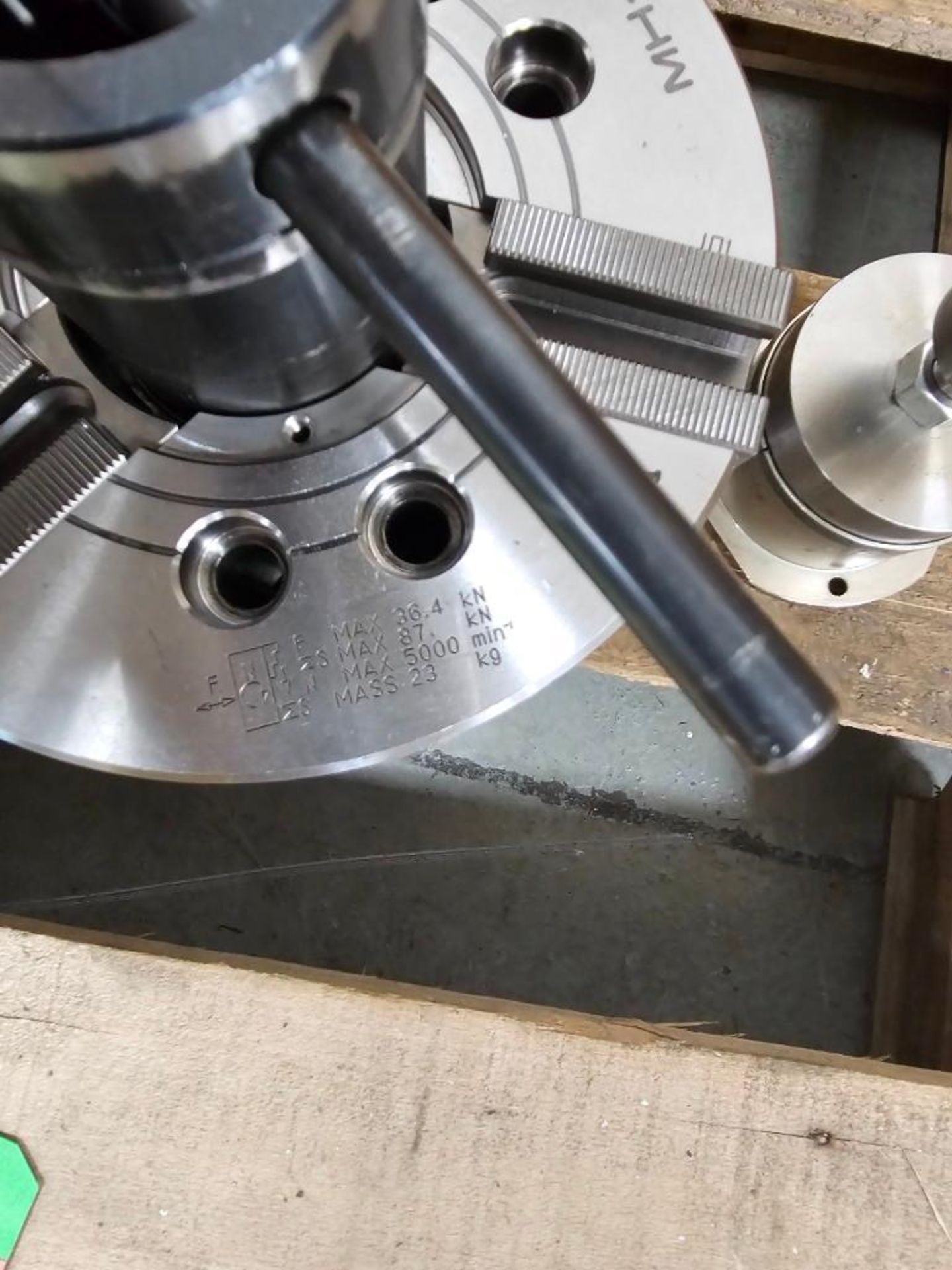 8" CHUCK FOR A26 SPINDLE NOSE MH208B - Image 2 of 5