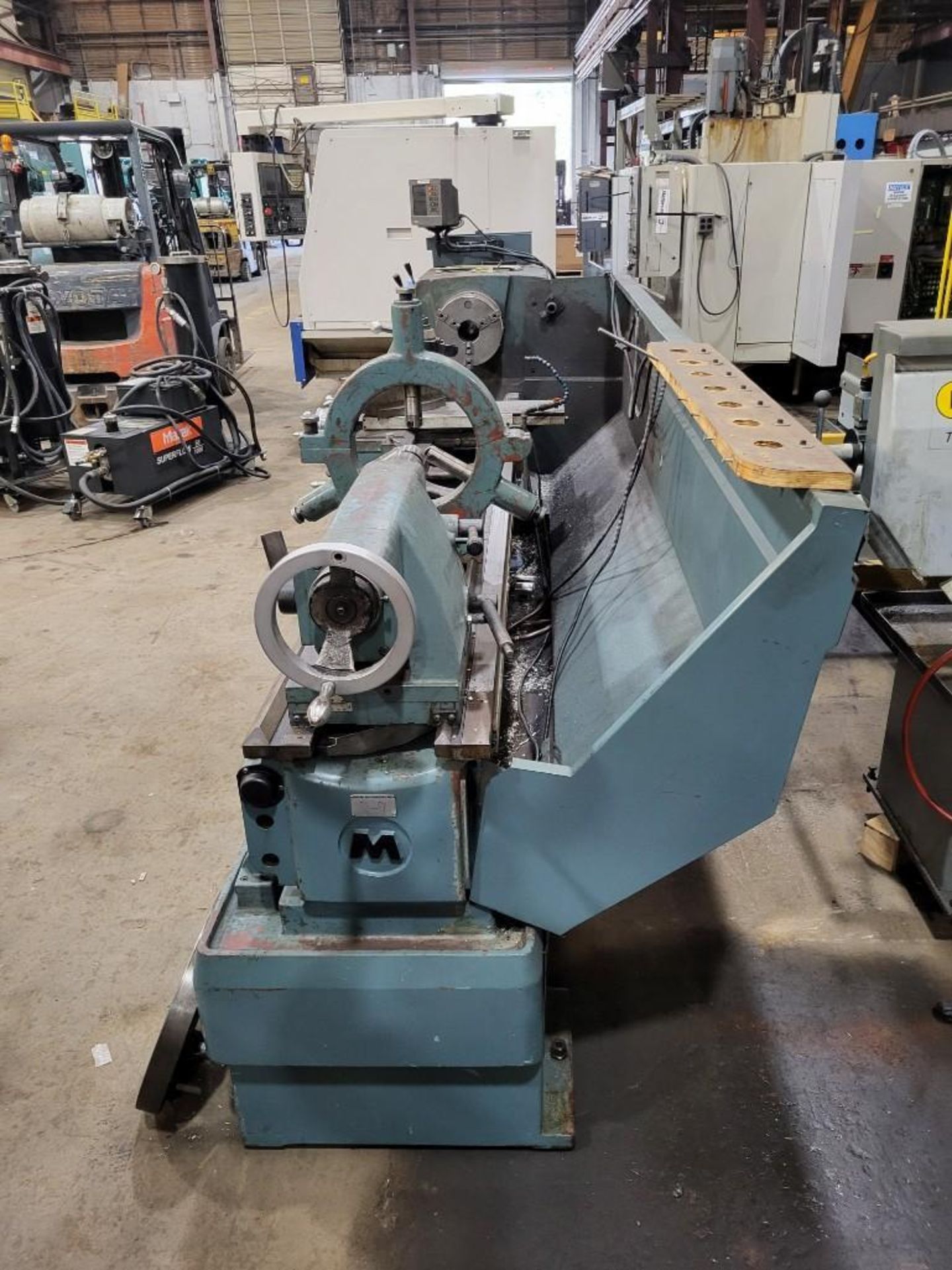 VICTOR 2080S 20" X 80" GAP BED PRECISION LATHE, WITH TAILSTOCK, CHUCK, STEADY REST, TOOLING - Image 5 of 28