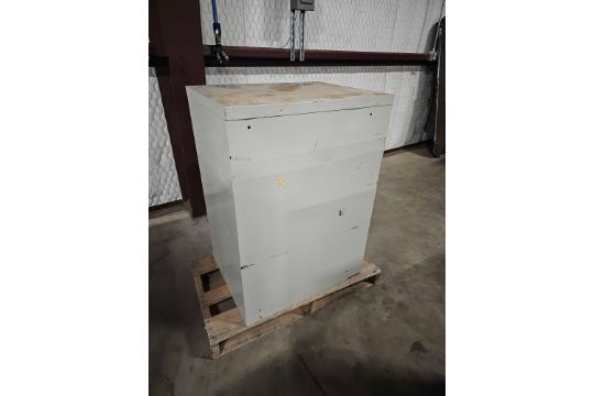 STEEL CABINET WITH DRAWER - Image 2 of 6