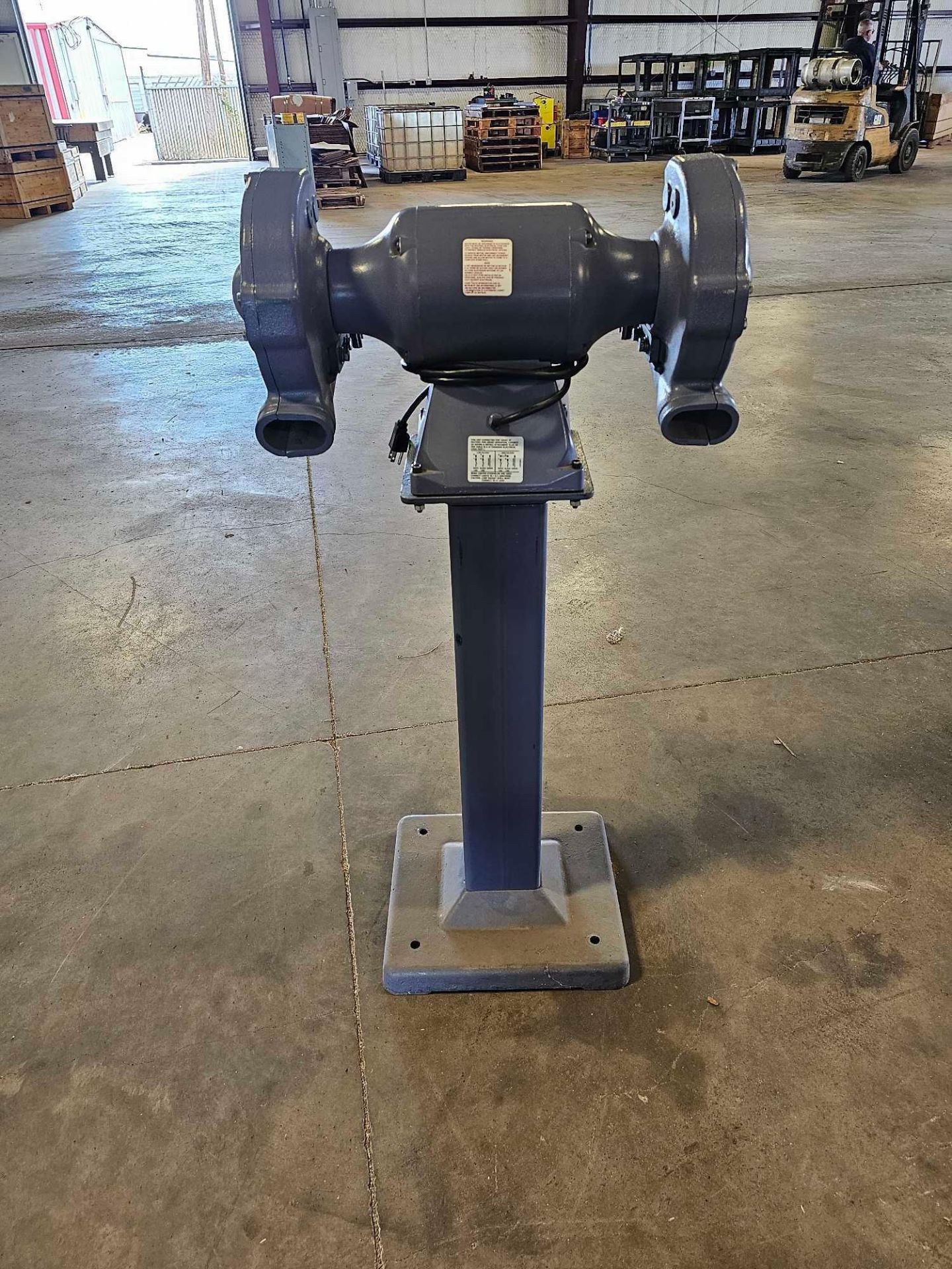 BALDOR 8" BUFFER/GRINDER WITH STAND - Image 3 of 7