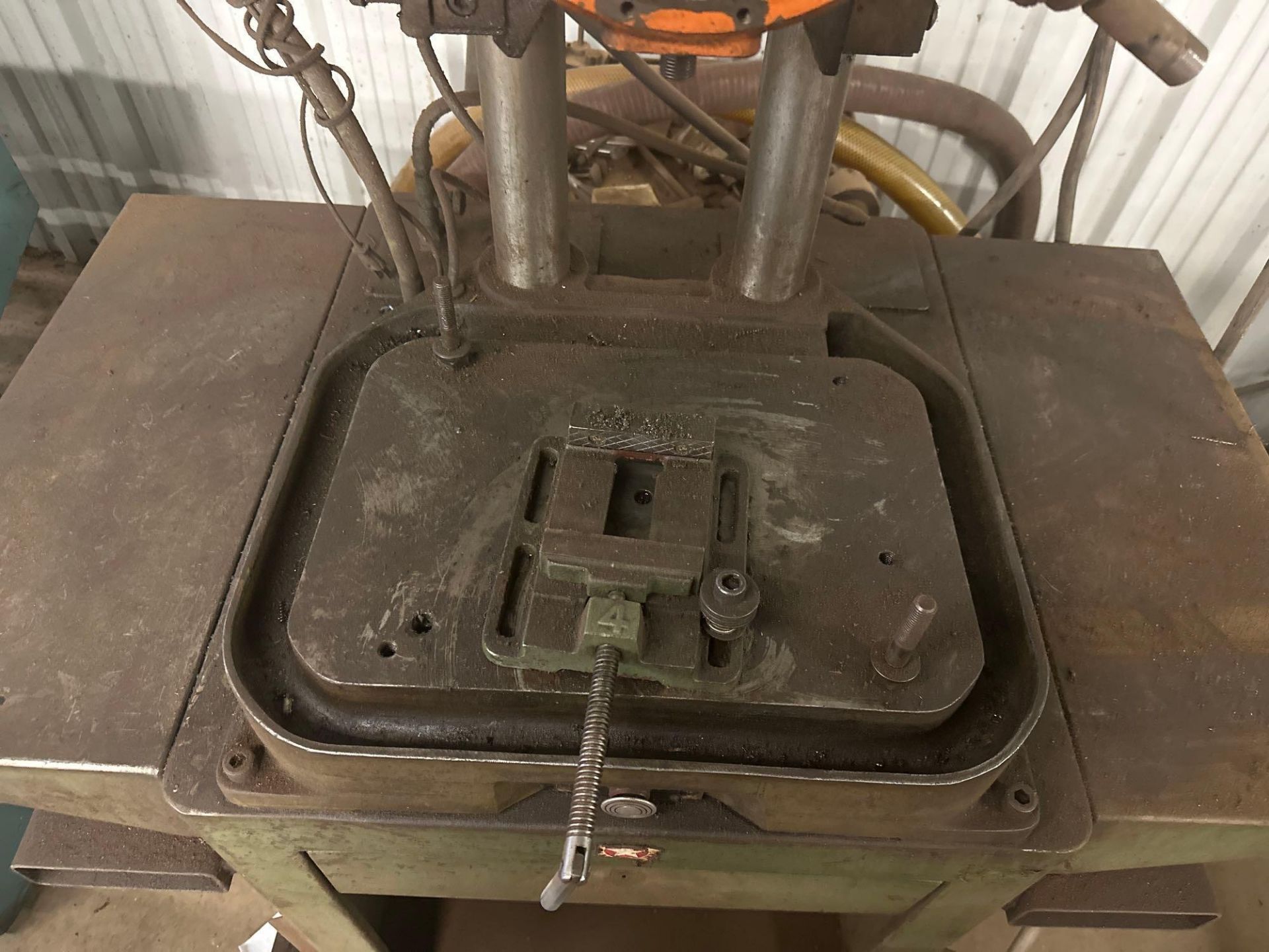 BURGMASTER TURRET DRILL PRESS - Image 3 of 6