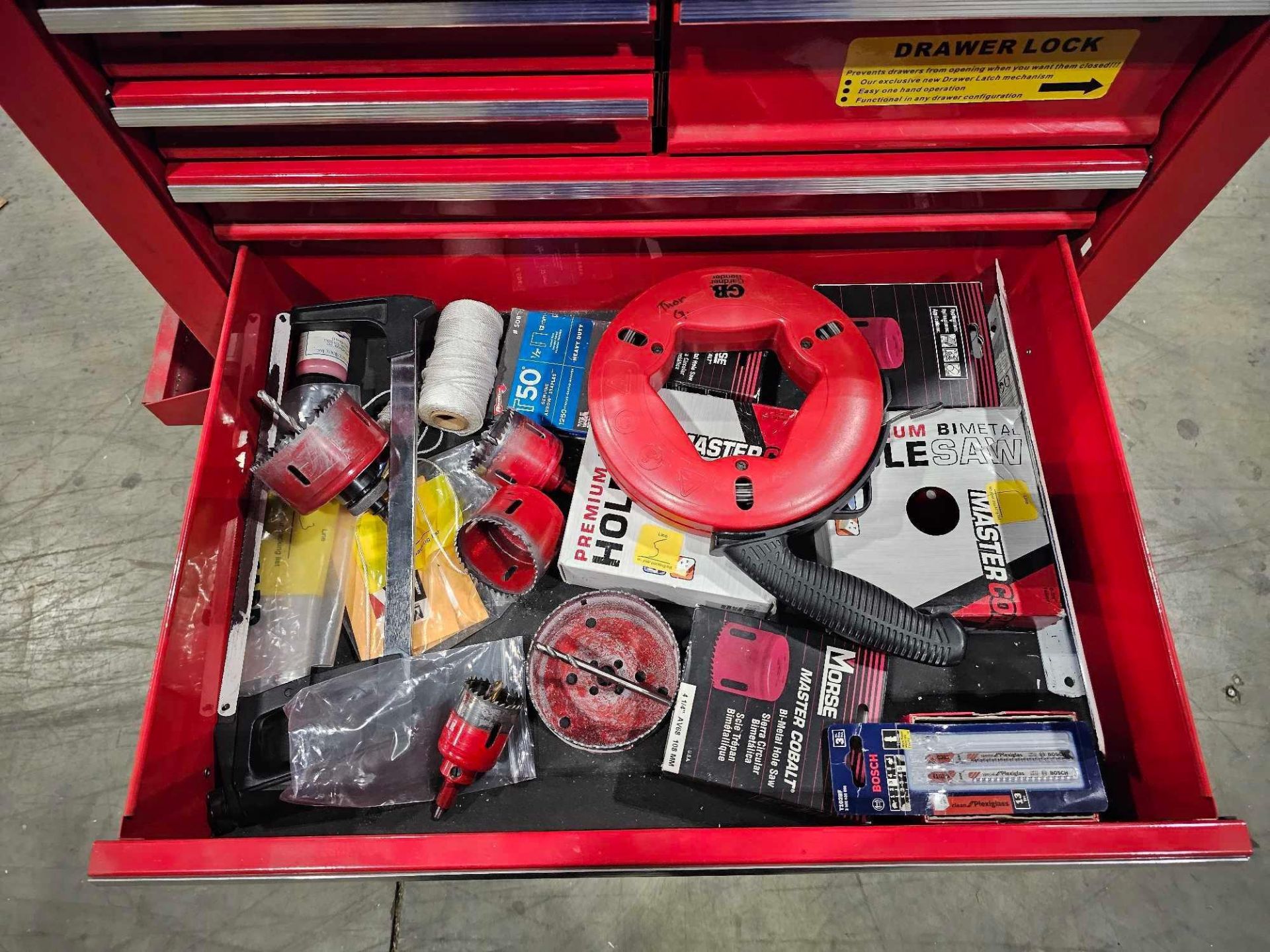 US GENERAL TOOL BOX LOADED WITH TOOLS - Image 9 of 11
