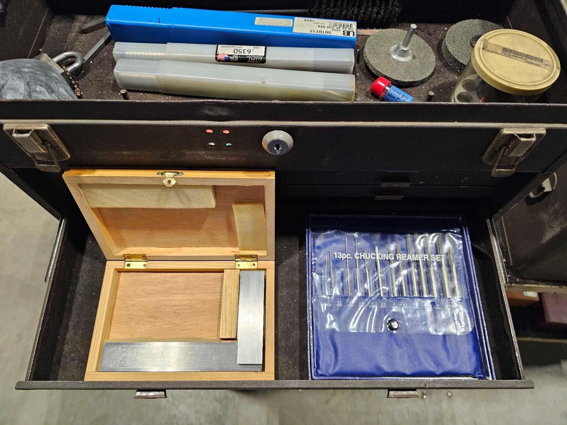 KENNEDY TOOL BOXES LOADED WITH MACHINISTS TOOLS AND MEASURING DEVICES - Image 41 of 45