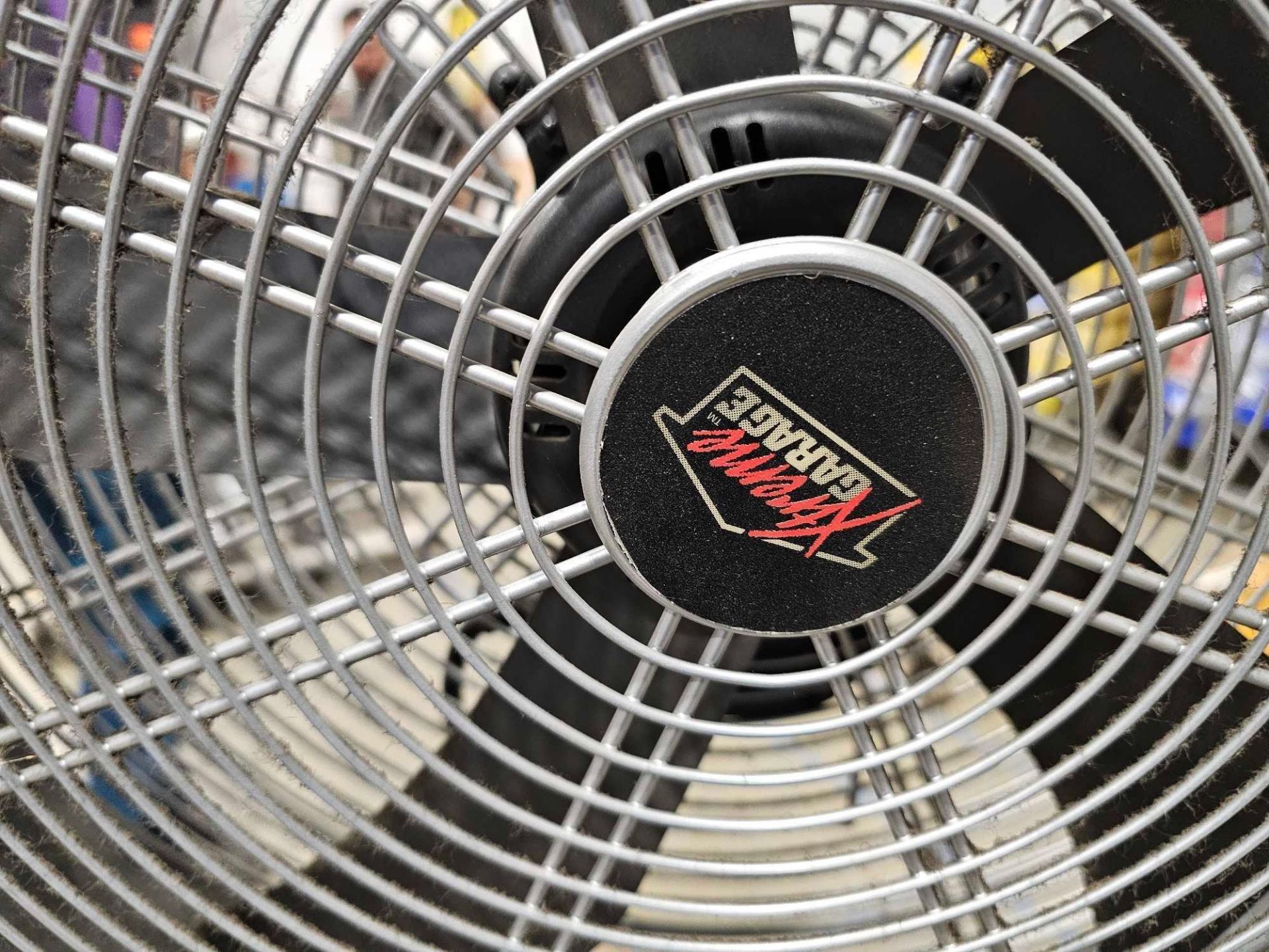 (2) SHOP FANS MAXX AIR AND XTREME GARAGE - Image 7 of 8