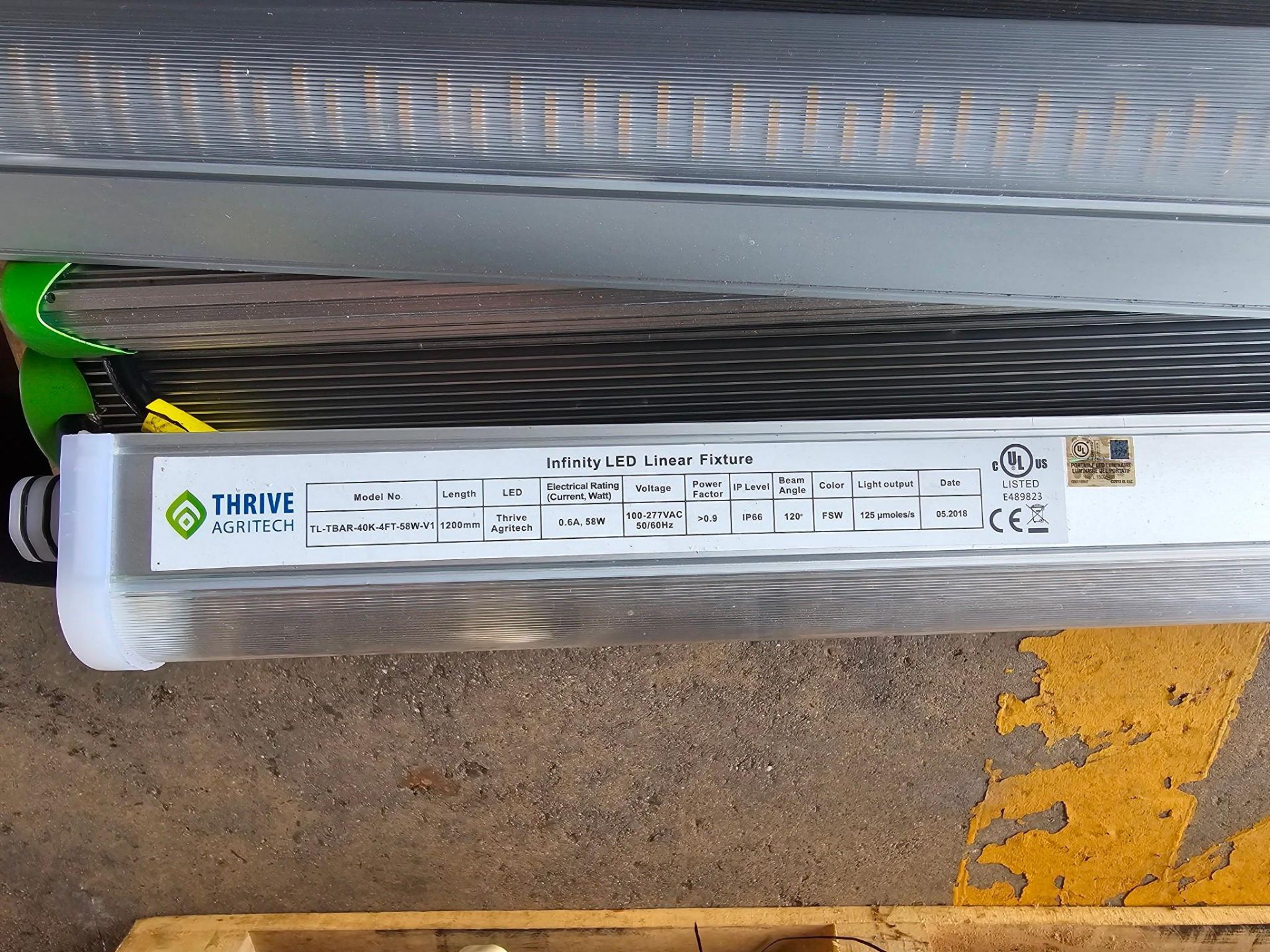1 SKID THRIVE AGRITECH TL-TBAR-40K-4FT-58W-V1 INFINITY LED LINEAR FIXTURES MFG 2018 APPROX. 30 - Image 3 of 6