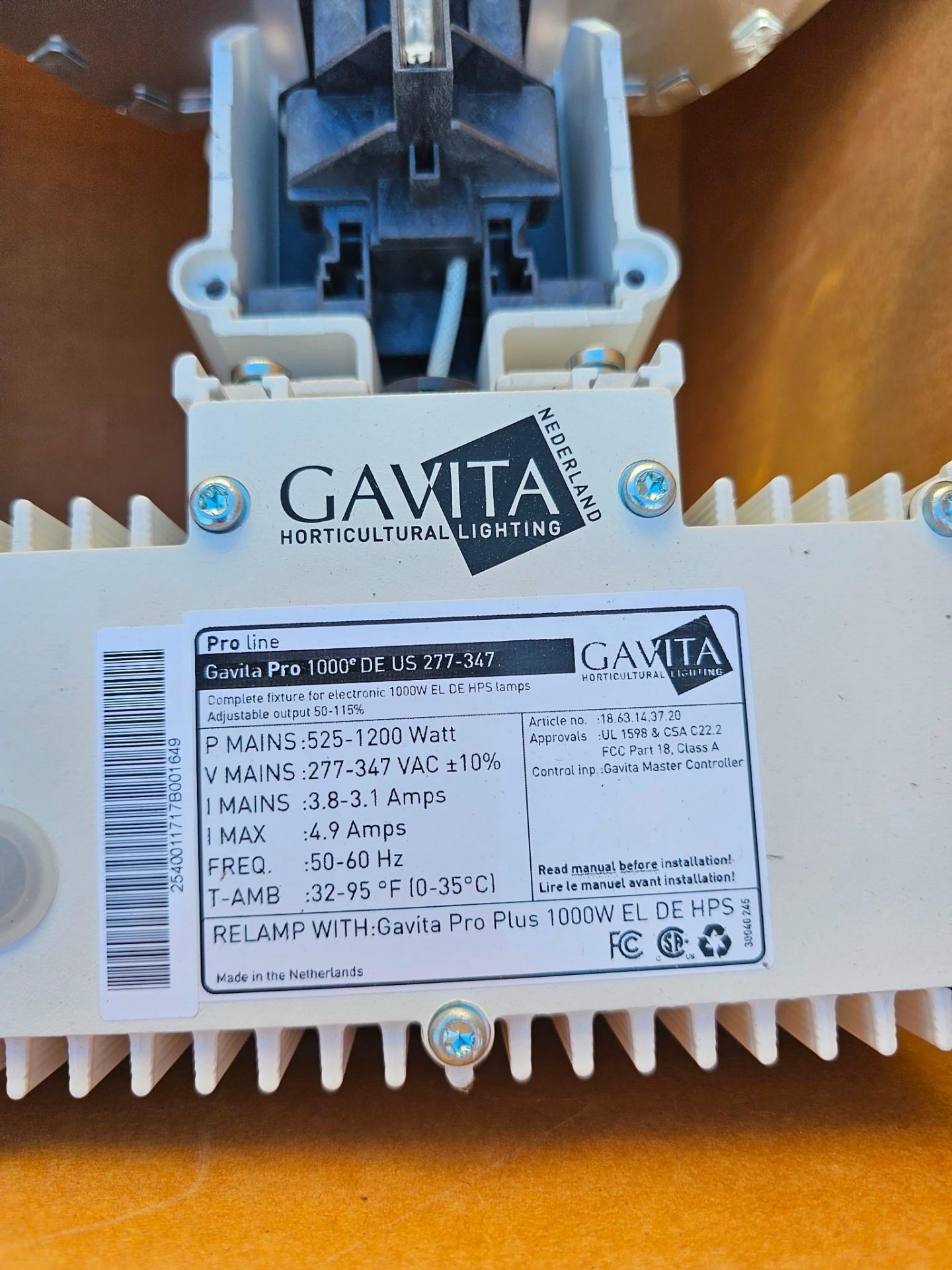 MULTIPLE SKIDS OF GAVITA PRO 1000E DE US 277-347 1000W COMPLETE HPS LAMP FIXTURES - Bild 7 aus 12