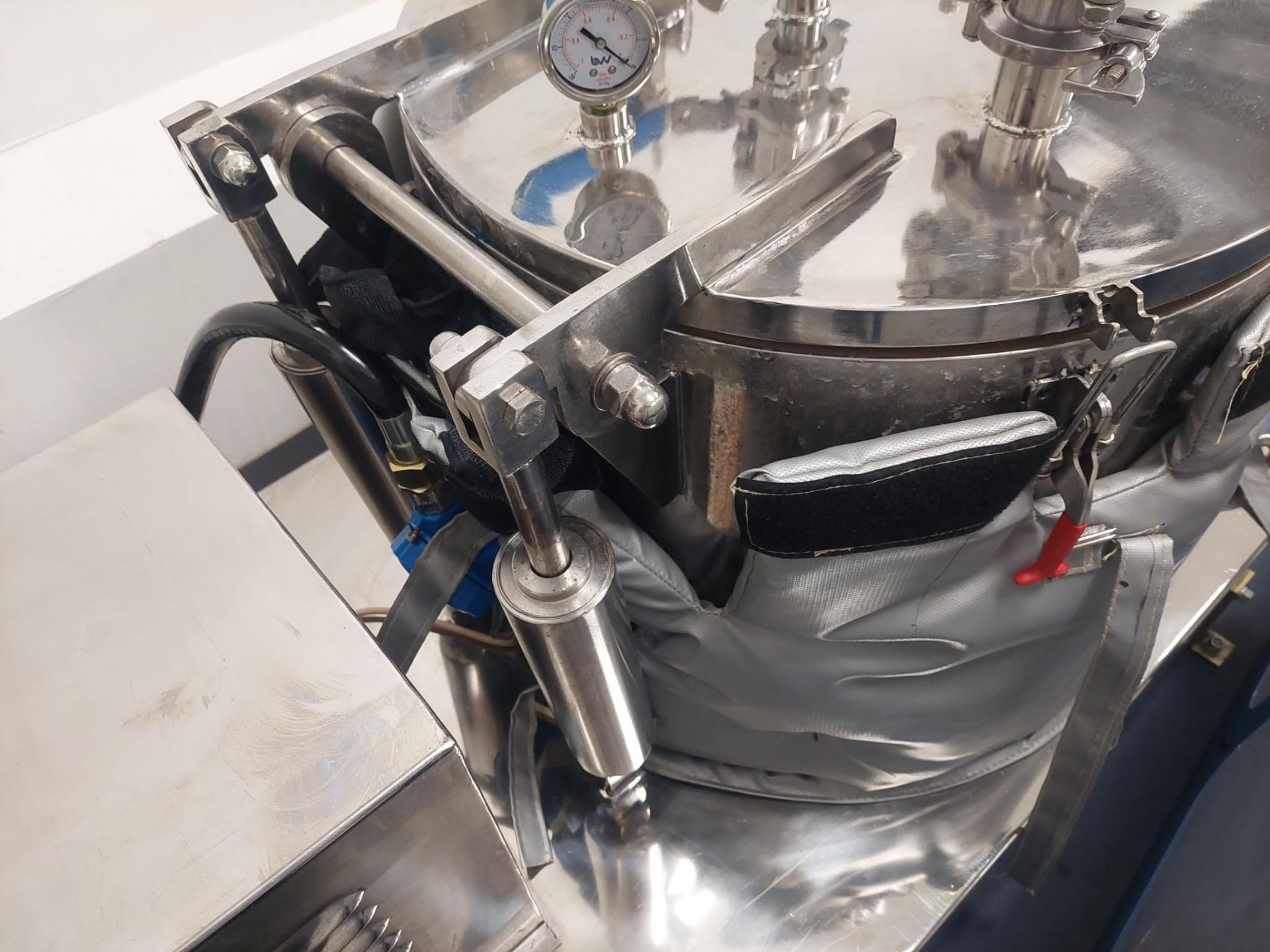 BVV 45 LITER JACKETED FLAT PLATE CENTRIFUGAL ETHANOL EXTRACTOR. ZOFB SIEMENS CONTROL. MFG 2020 - Image 12 of 21