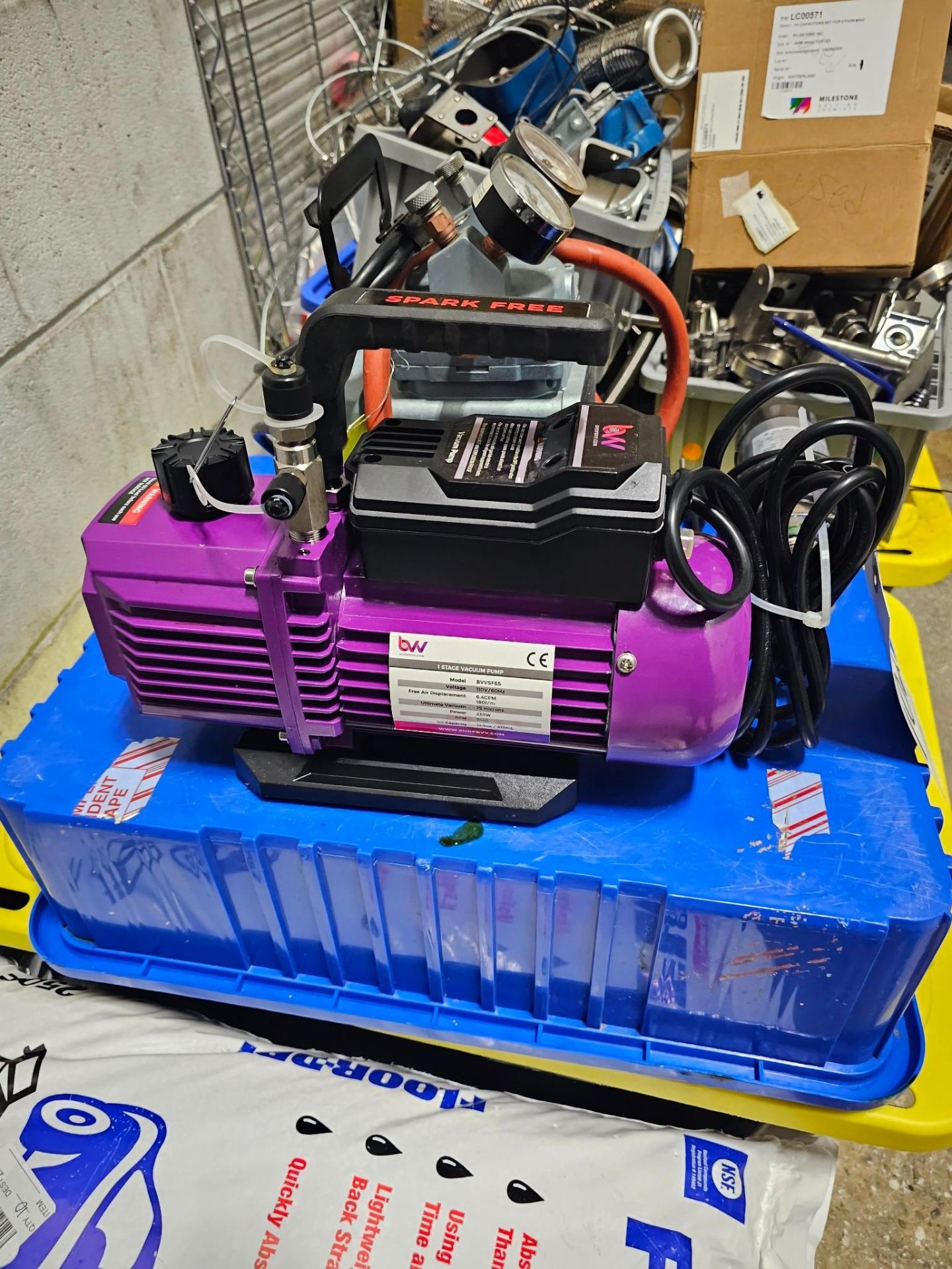 BVV MODEL BVVSF6S 230W VACUUM PUMP, GAST DOA-P704-AA PUMP, HOME BREW MP-15RM-110 10W PUMP - Bild 7 aus 13