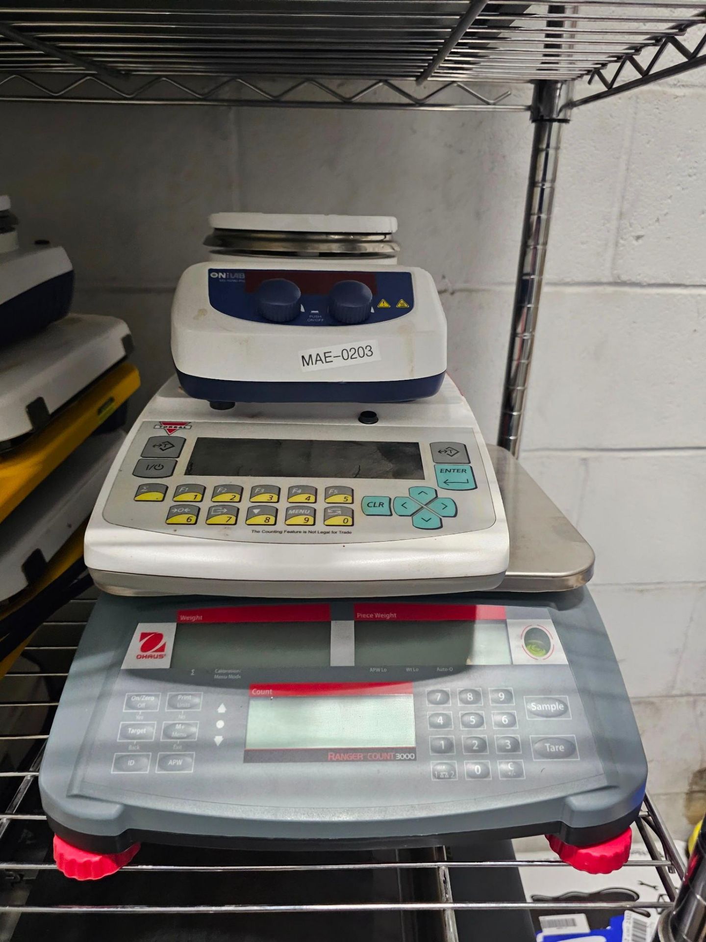 ASSORTED SCALES, HOT PLATES & FREQUENCY DRIVES - Image 13 of 32