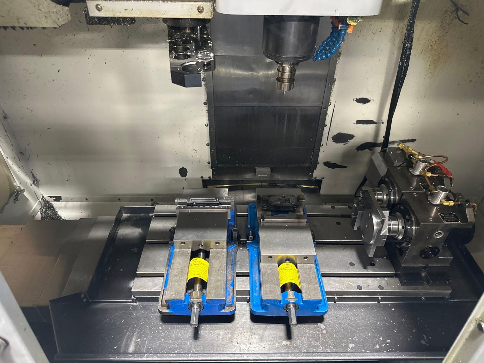 2008 HAAS VF-2D CNC VMC VERTICAL MACHINING CENTER - Image 7 of 18