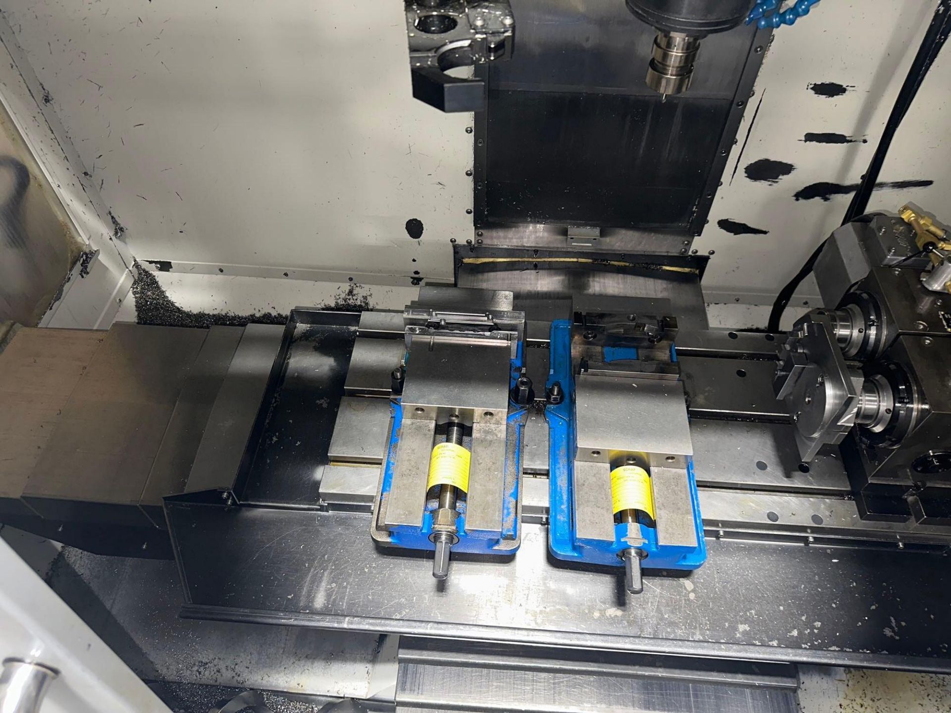 2008 HAAS VF-2D CNC VMC VERTICAL MACHINING CENTER - Image 13 of 18