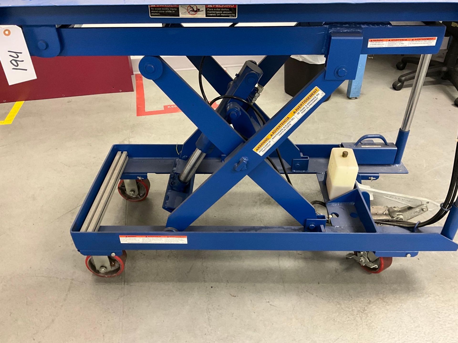 ADJUSTABLE HEIGHT WORK CART (NO CONTENTS) - Image 10 of 12